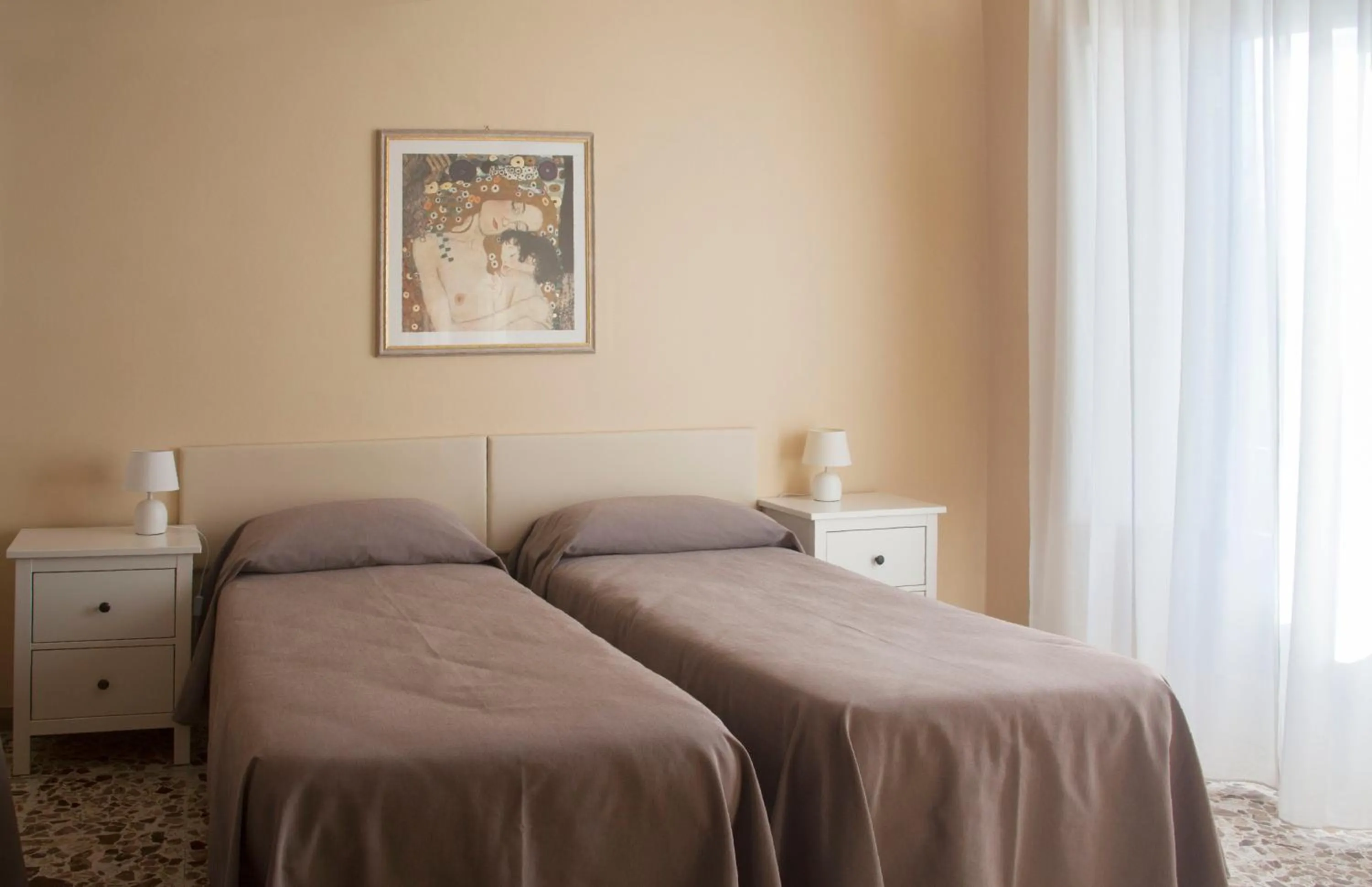 Bed in Hotel Stipino