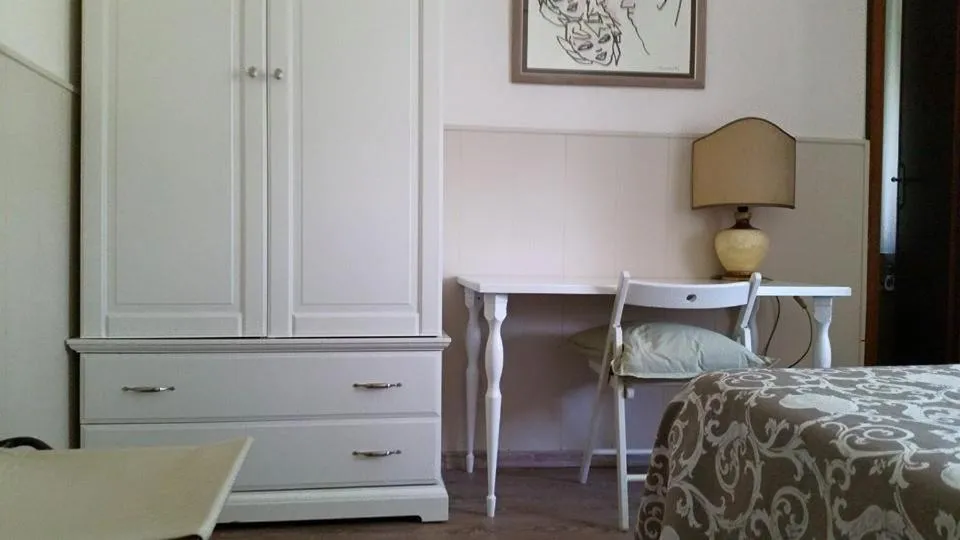 Decorative detail, Bed in Hotel Stipino