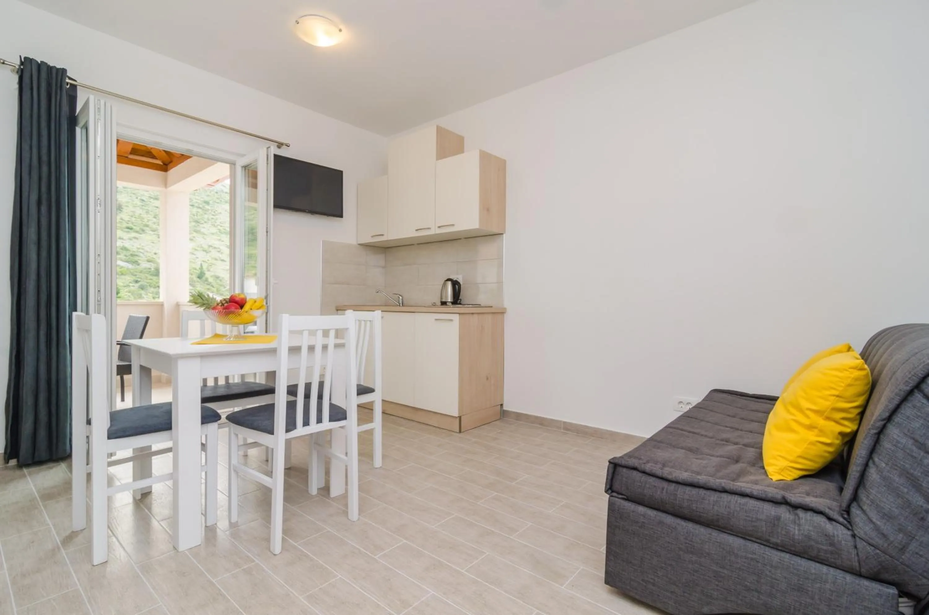 Kitchen or kitchenette in Apartments Villa Dadić