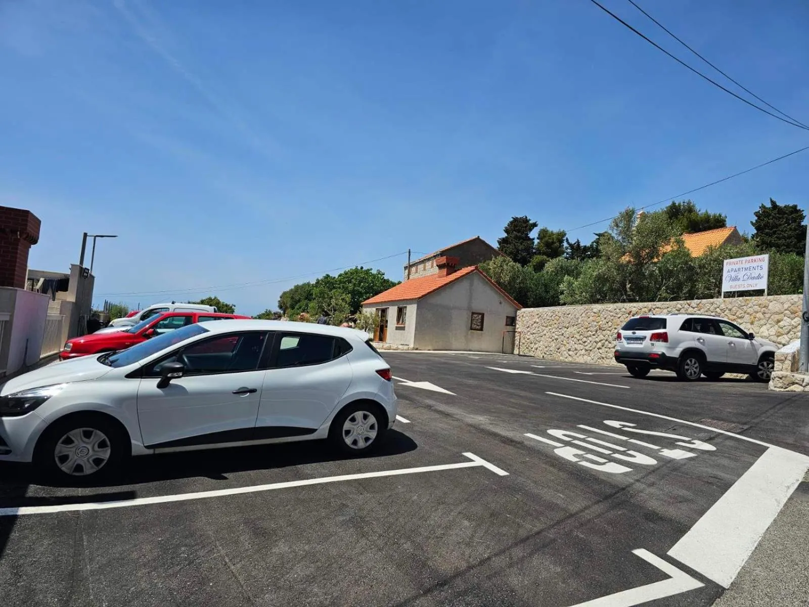 Parking in Apartments Villa Dadić
