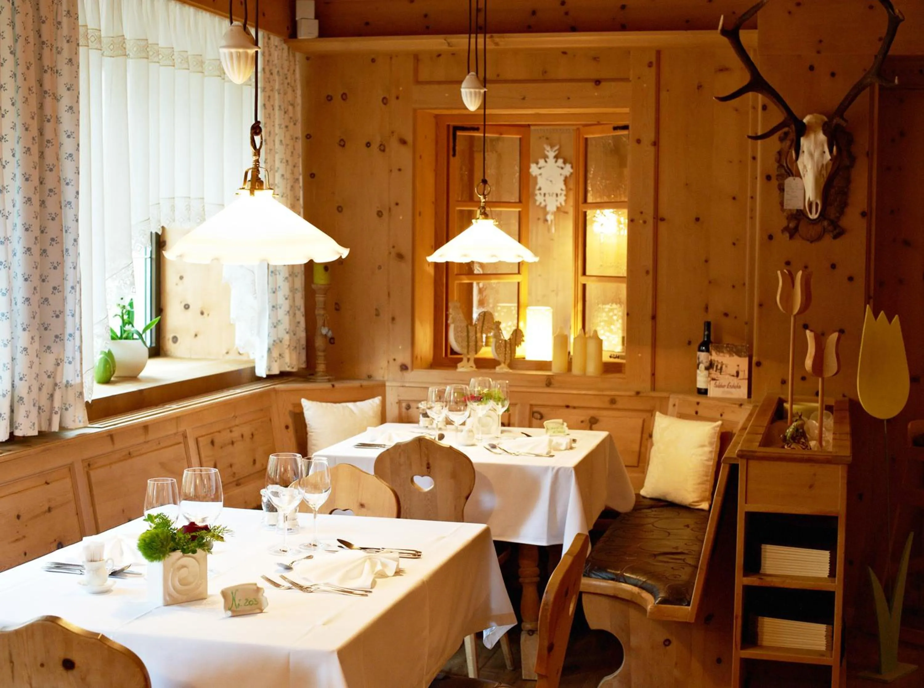 Restaurant/places to eat in Hotel Gallia