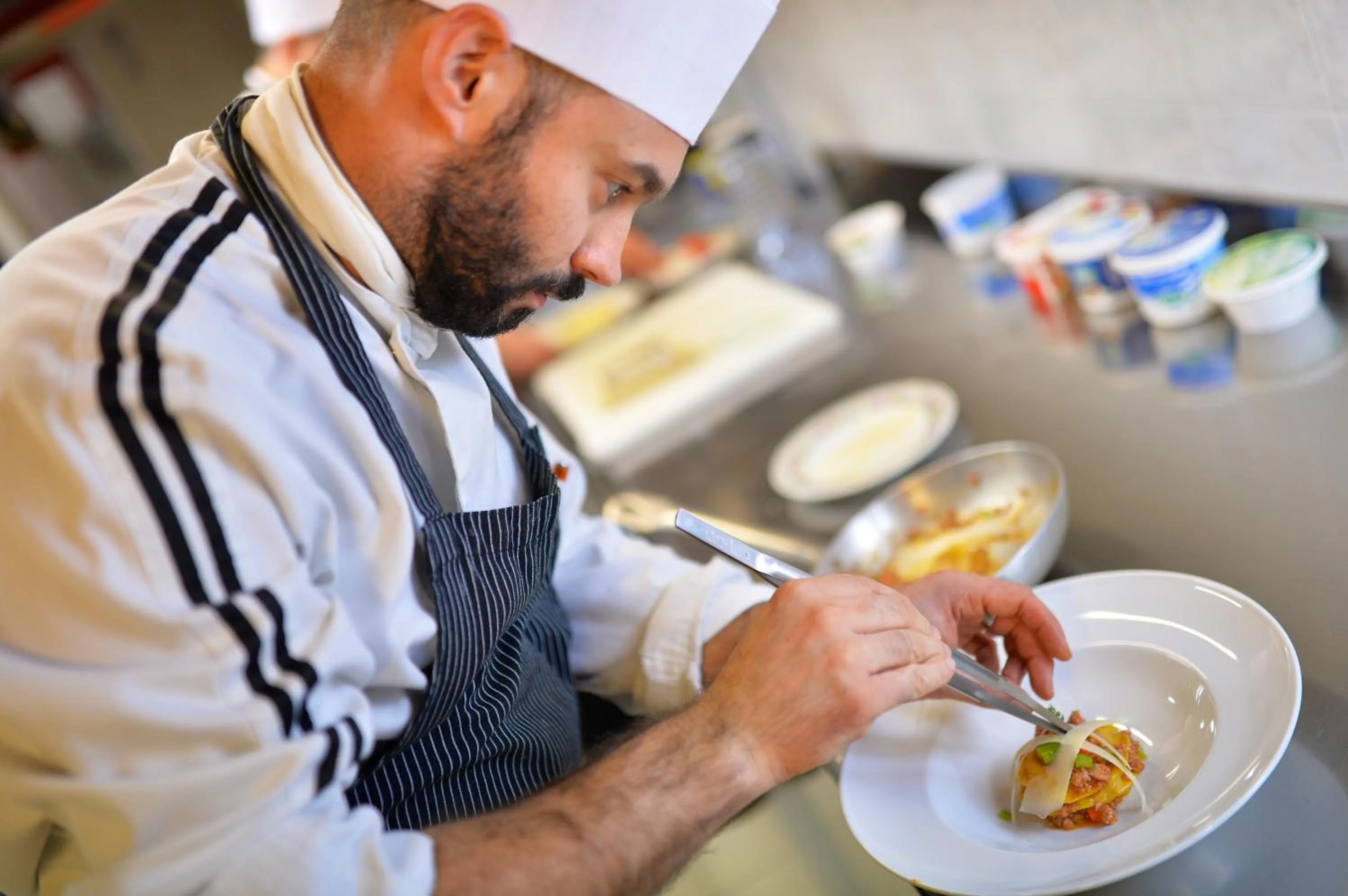 Restaurant/places to eat in Villa Miravalle