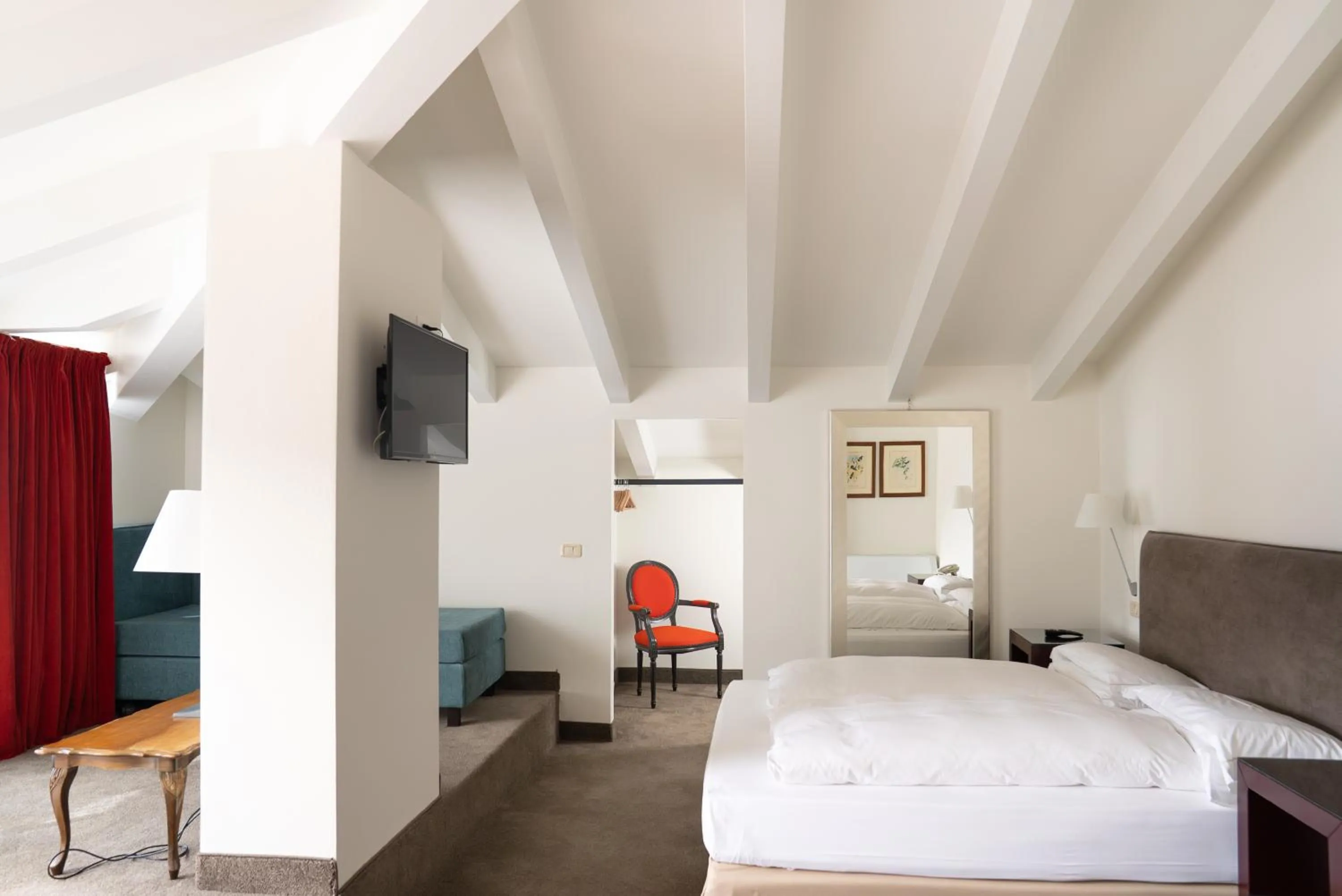 Bed in Villa Miravalle