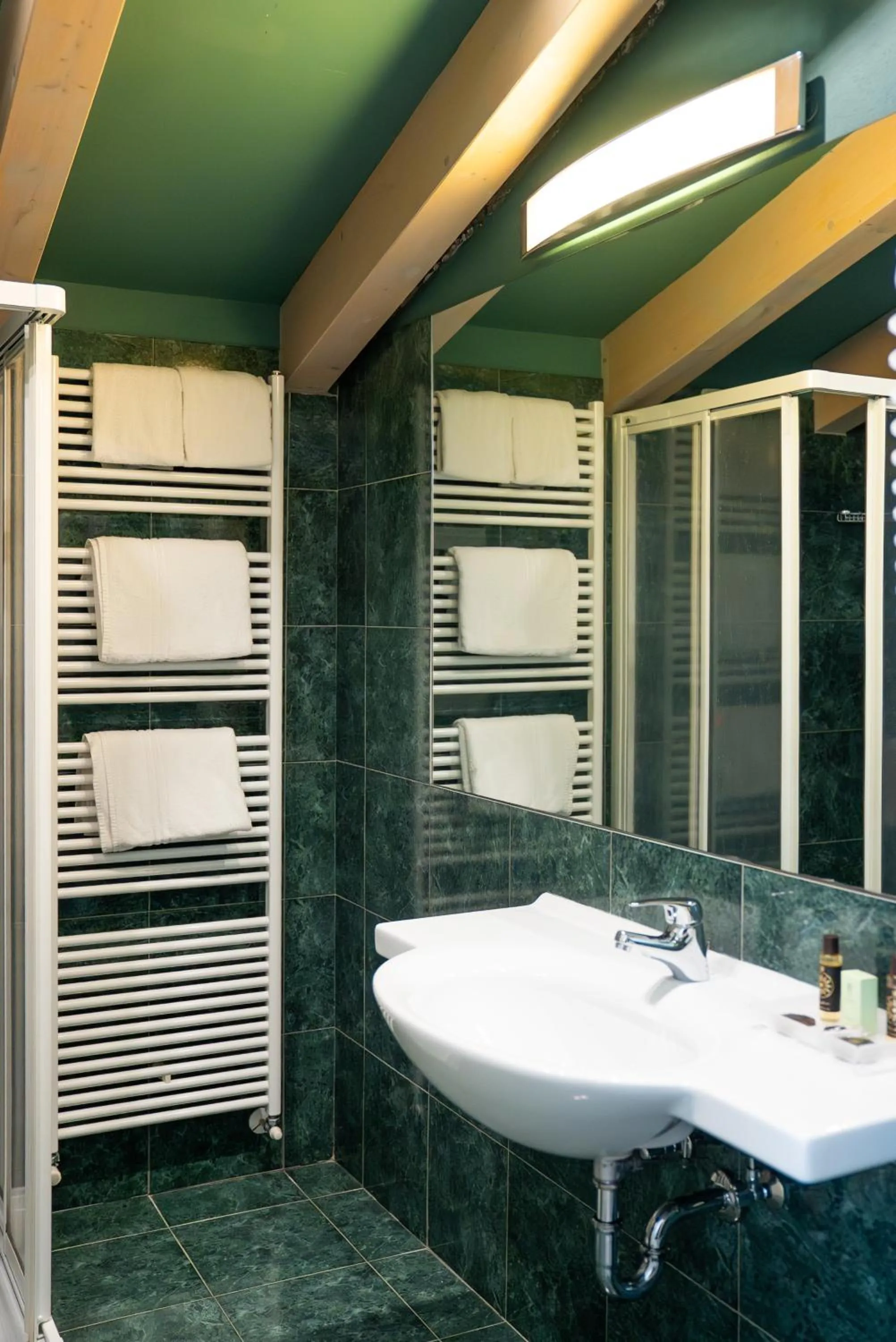 Shower in Villa Miravalle