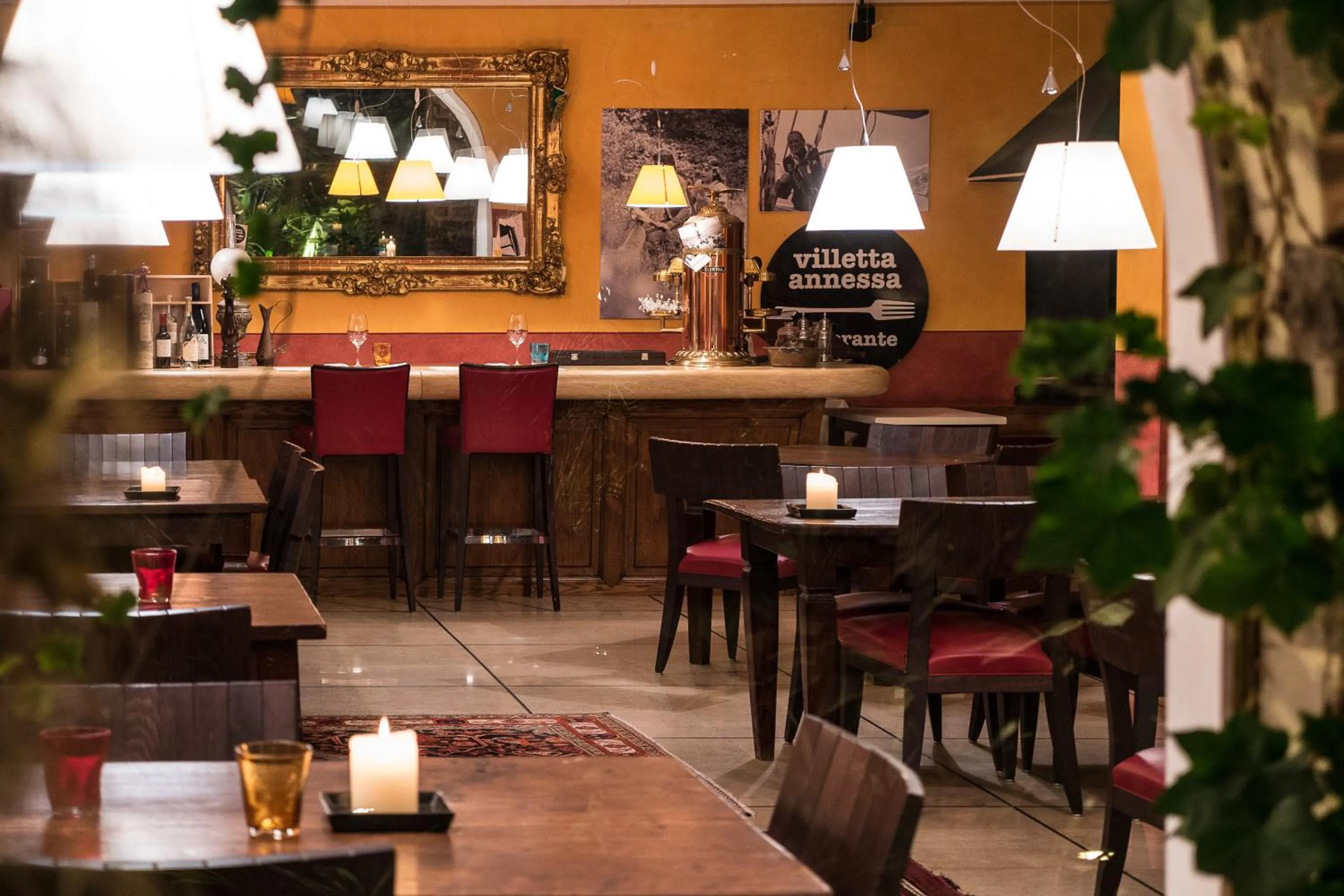 Restaurant/places to eat in Villa Miravalle