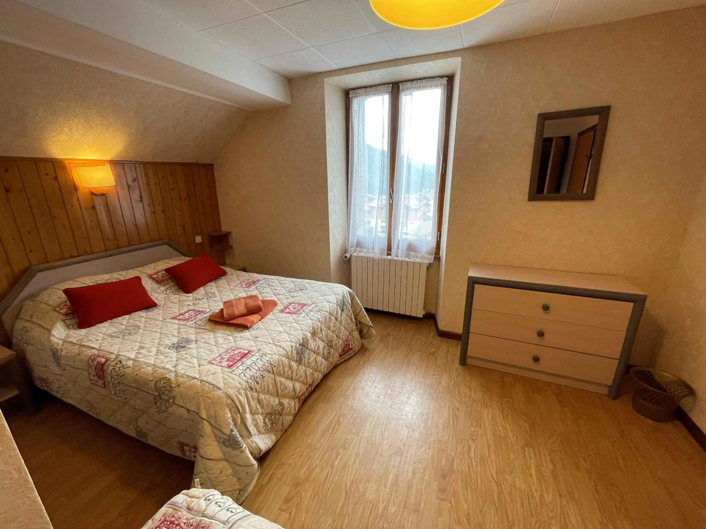 Bedroom, Bed in Logis Hotel & Spa Beau-Site