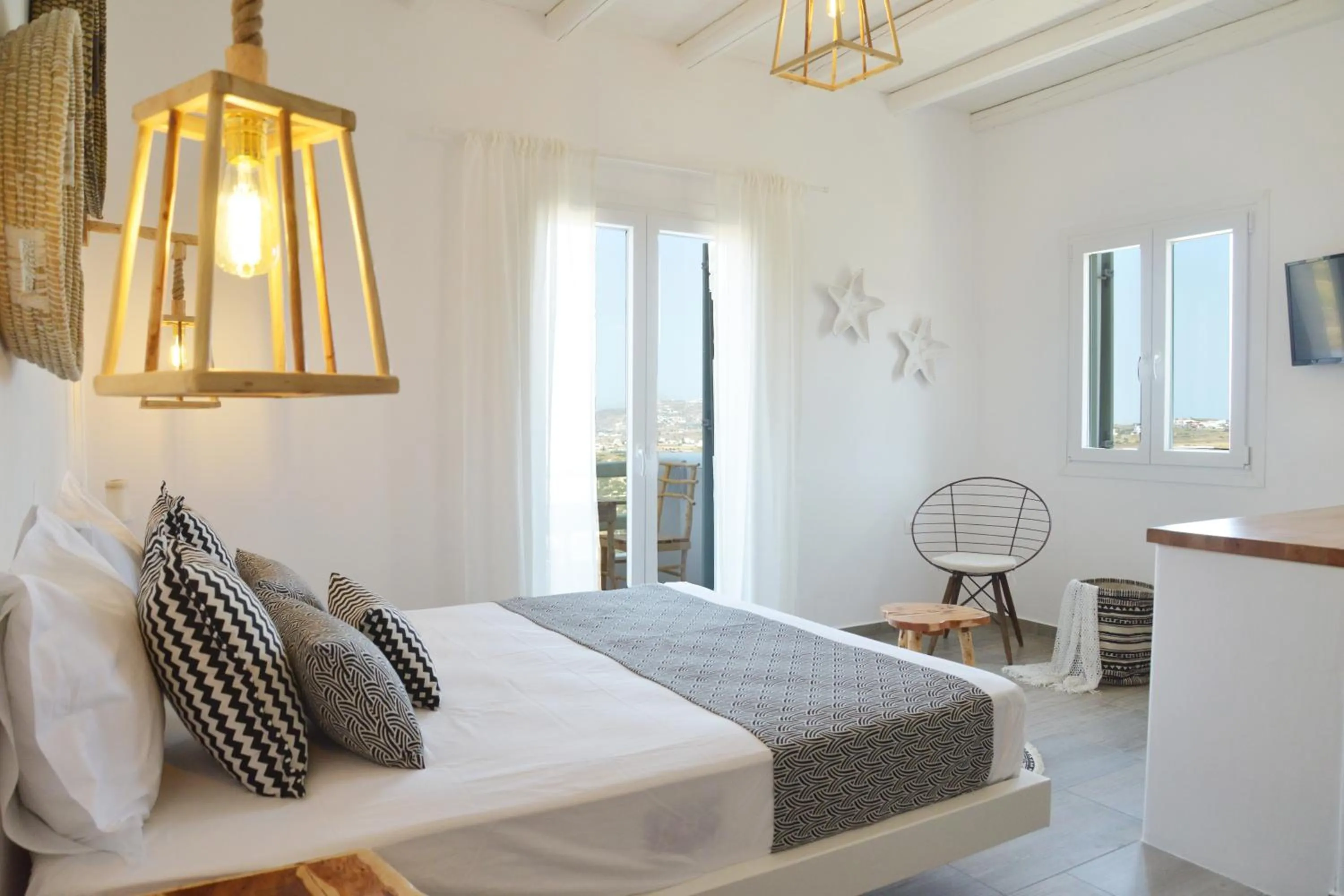 Bed in Hawk Stone