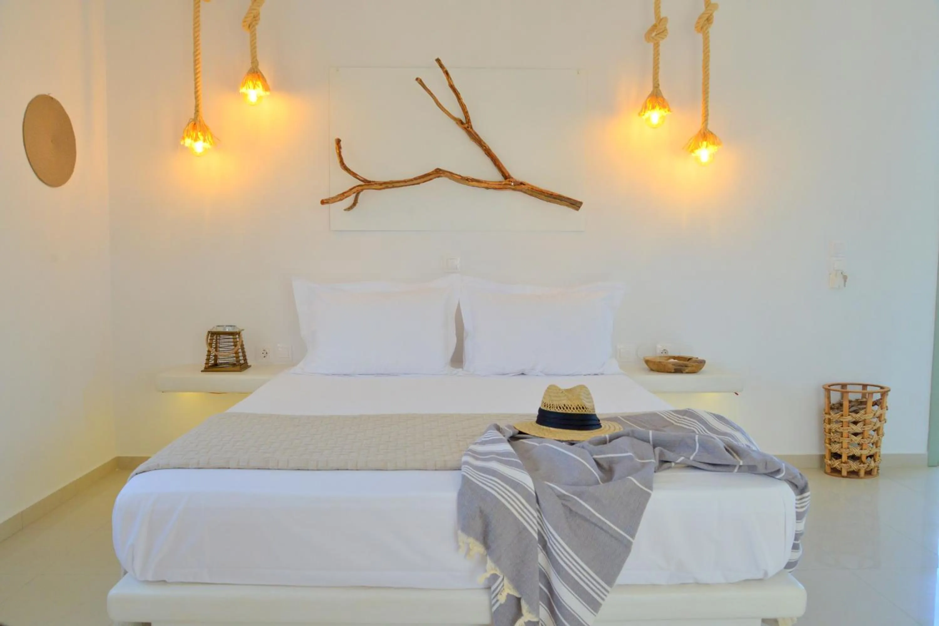 Bed in Hawk Stone