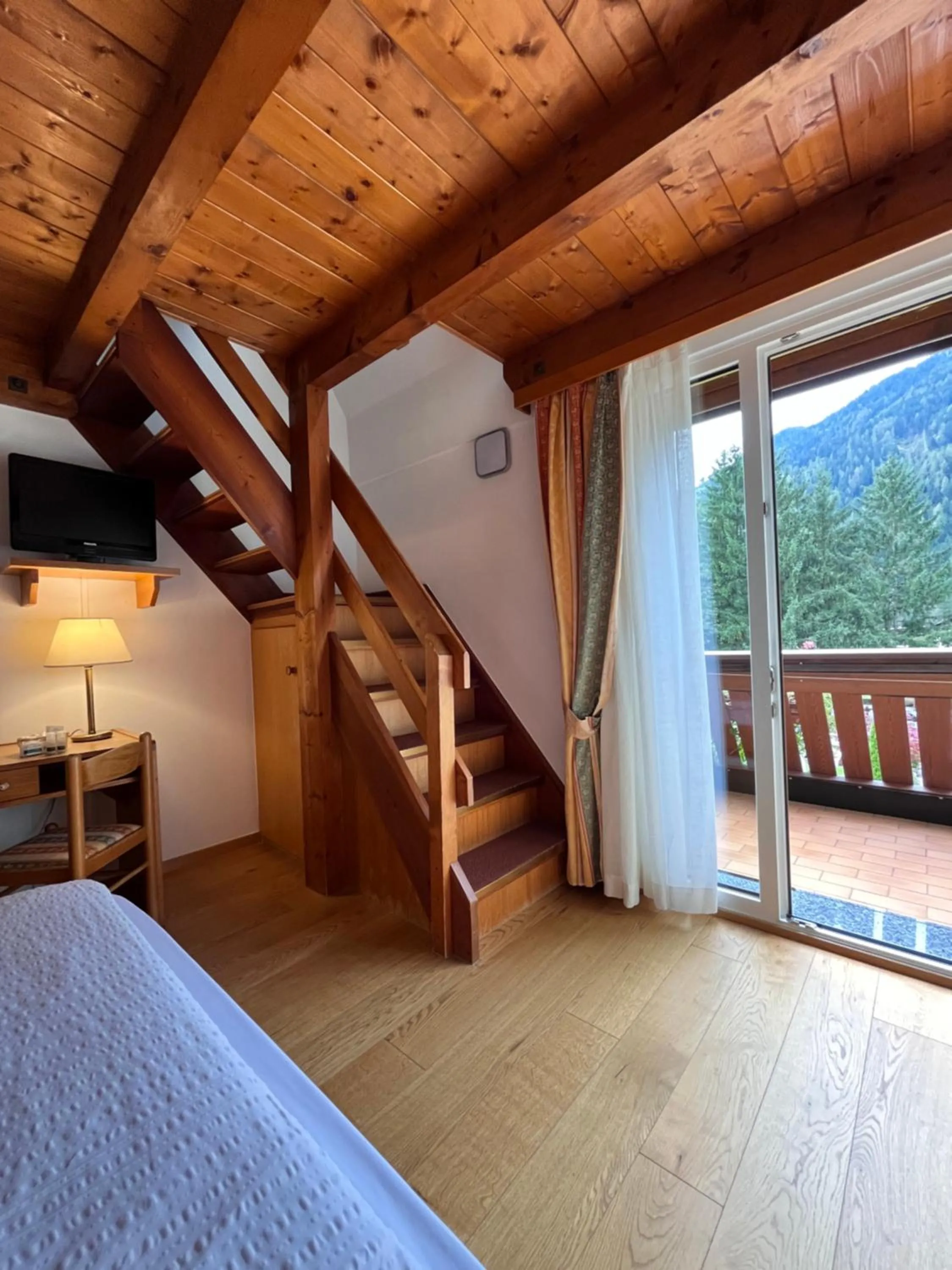 Bedroom, Bed in Centro Pineta Family Hotel & Wellness