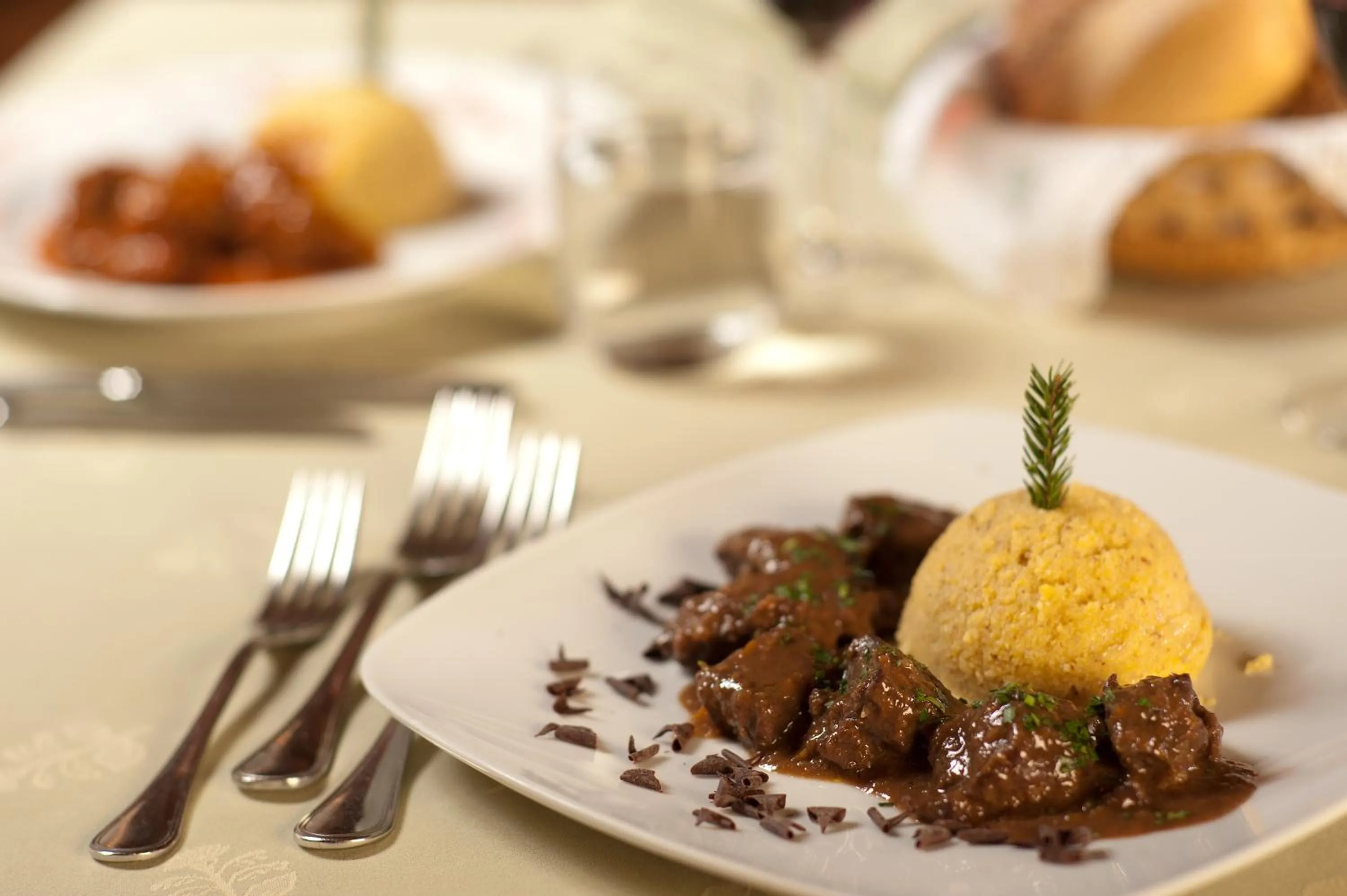 Meals in Centro Pineta Family Hotel & Wellness