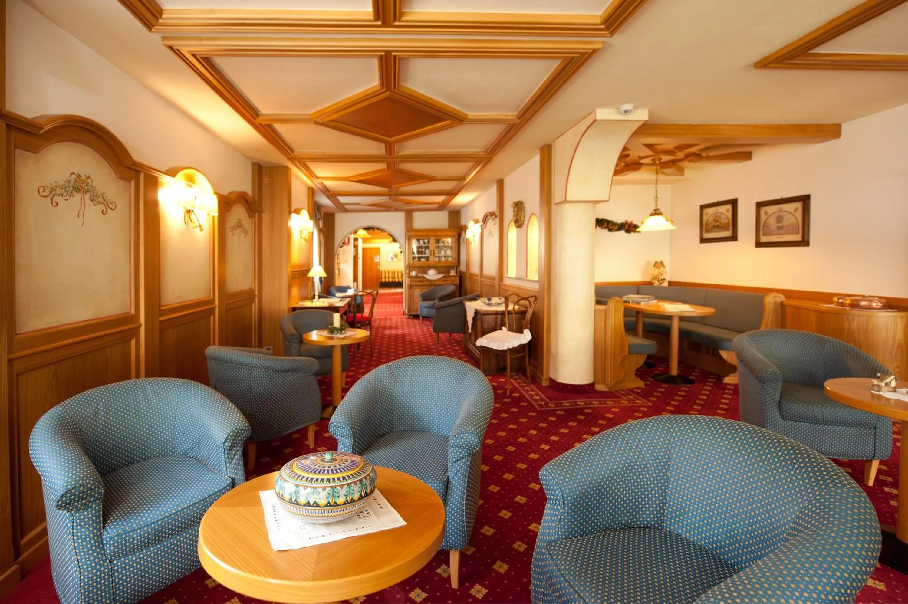 Lounge or bar in Centro Pineta Family Hotel & Wellness