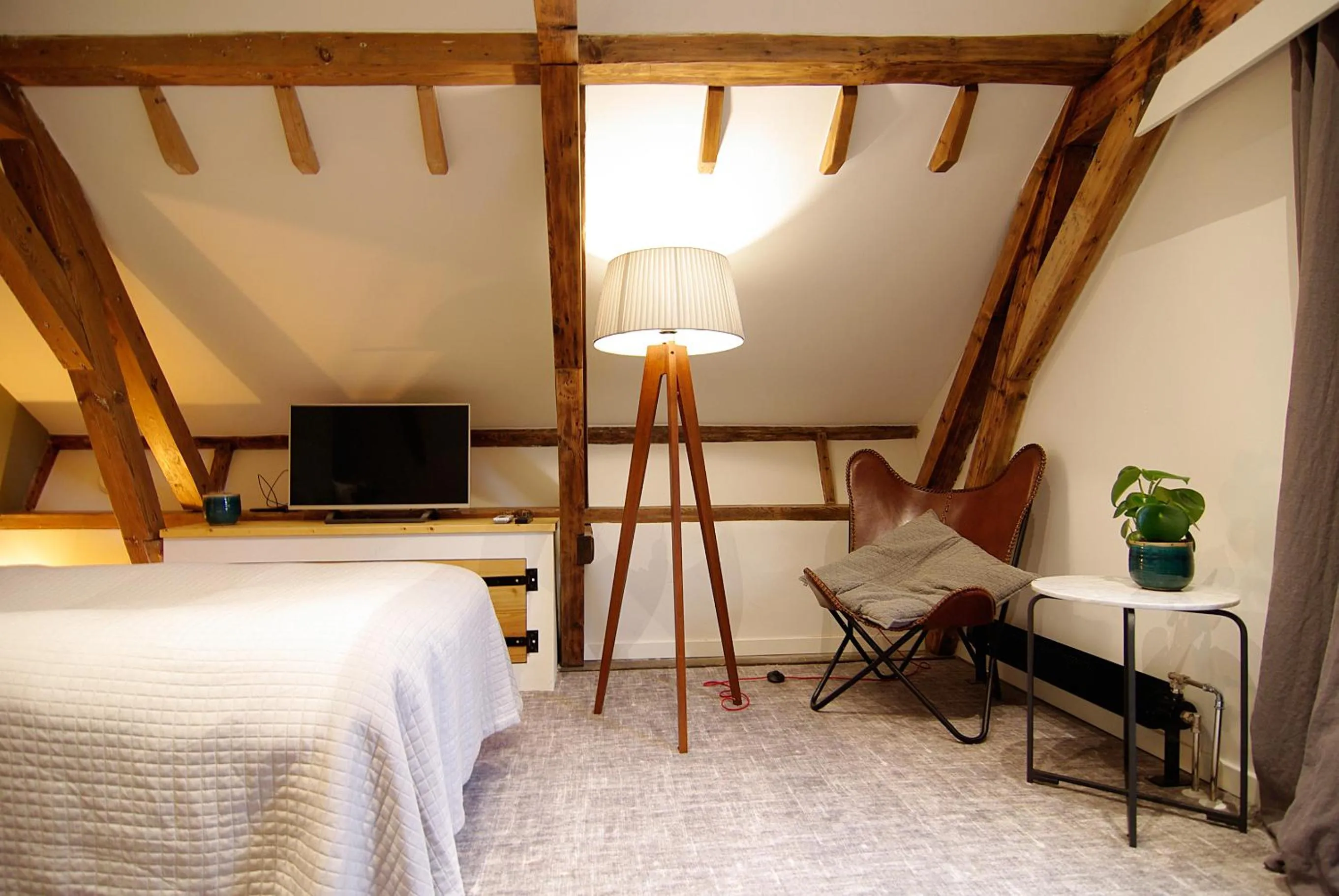 Bed in Authentic Farmhouse - De Vergulden Eenhoorn