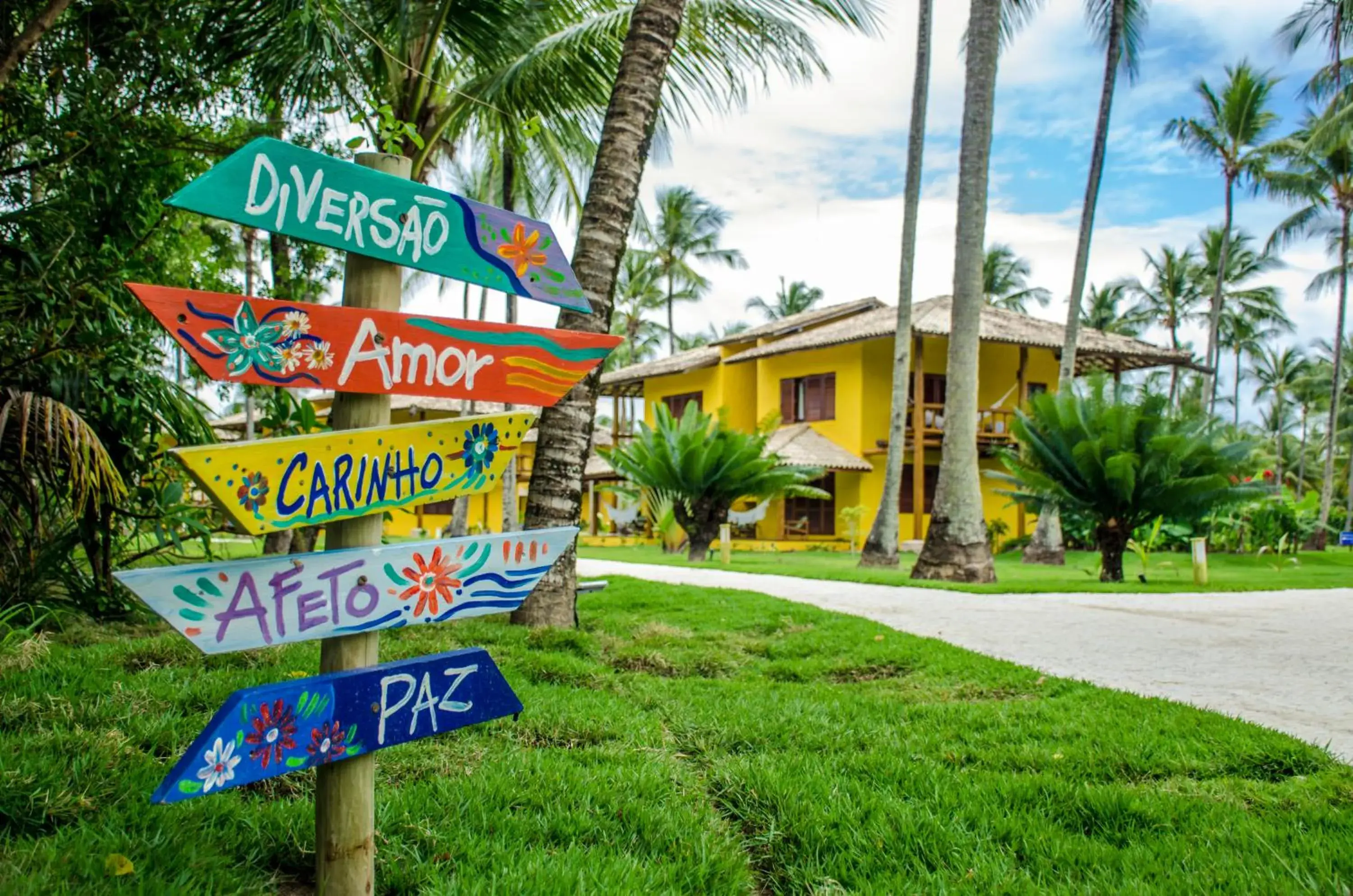 Facade/entrance in Villa dos Corais Facade/entrance in Villa dos Corais