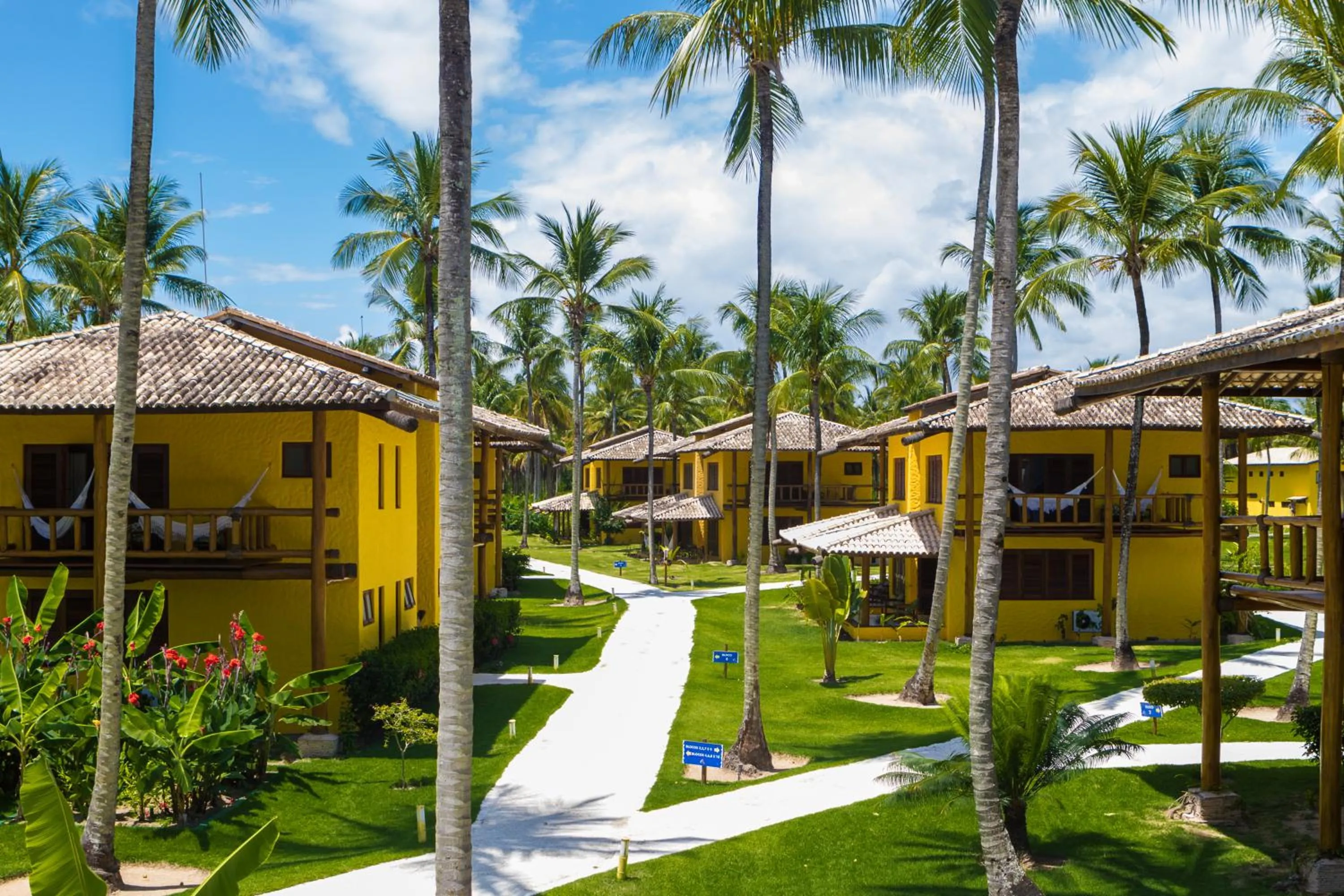 Garden view in Villa dos Corais