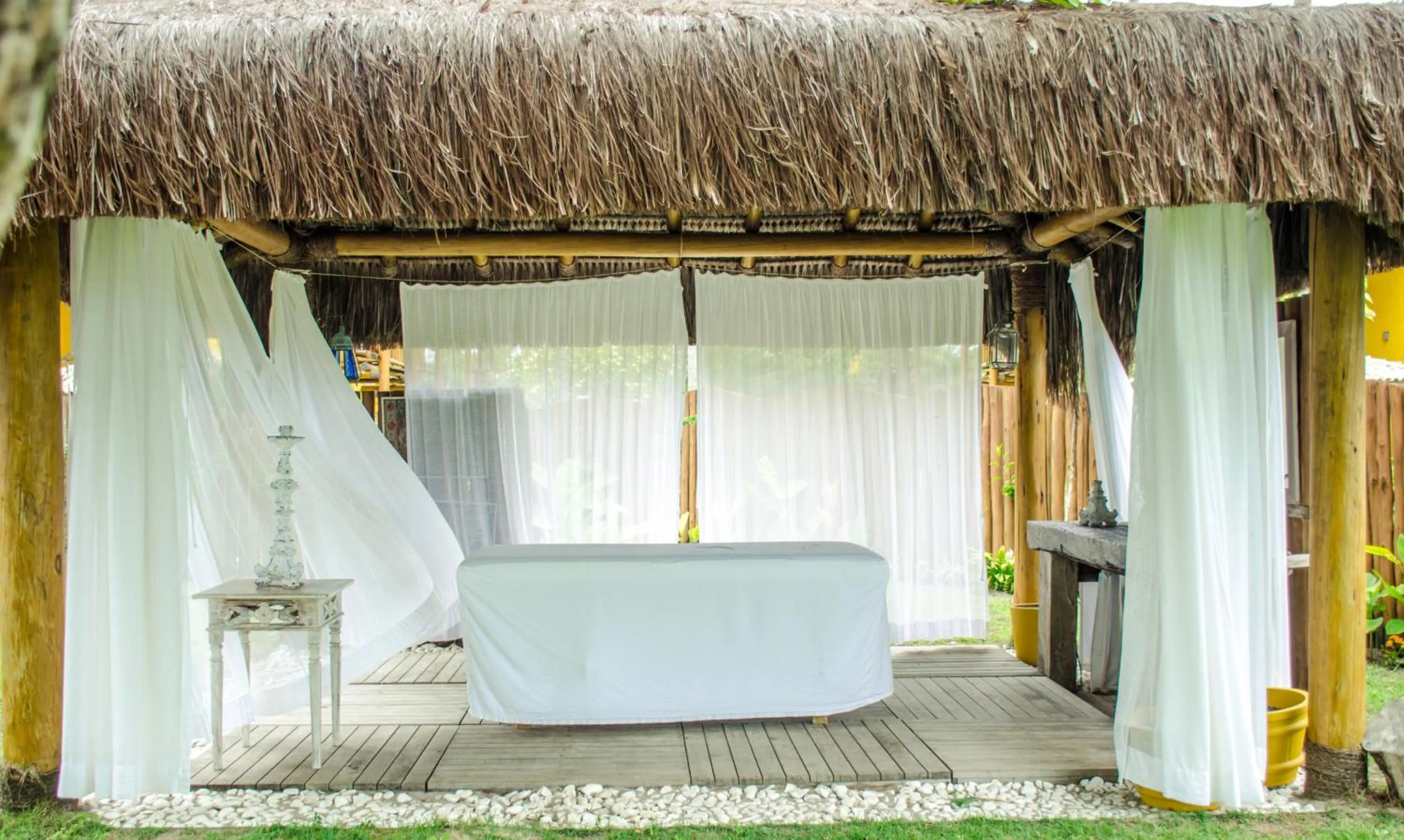 Massage in Villa dos Corais