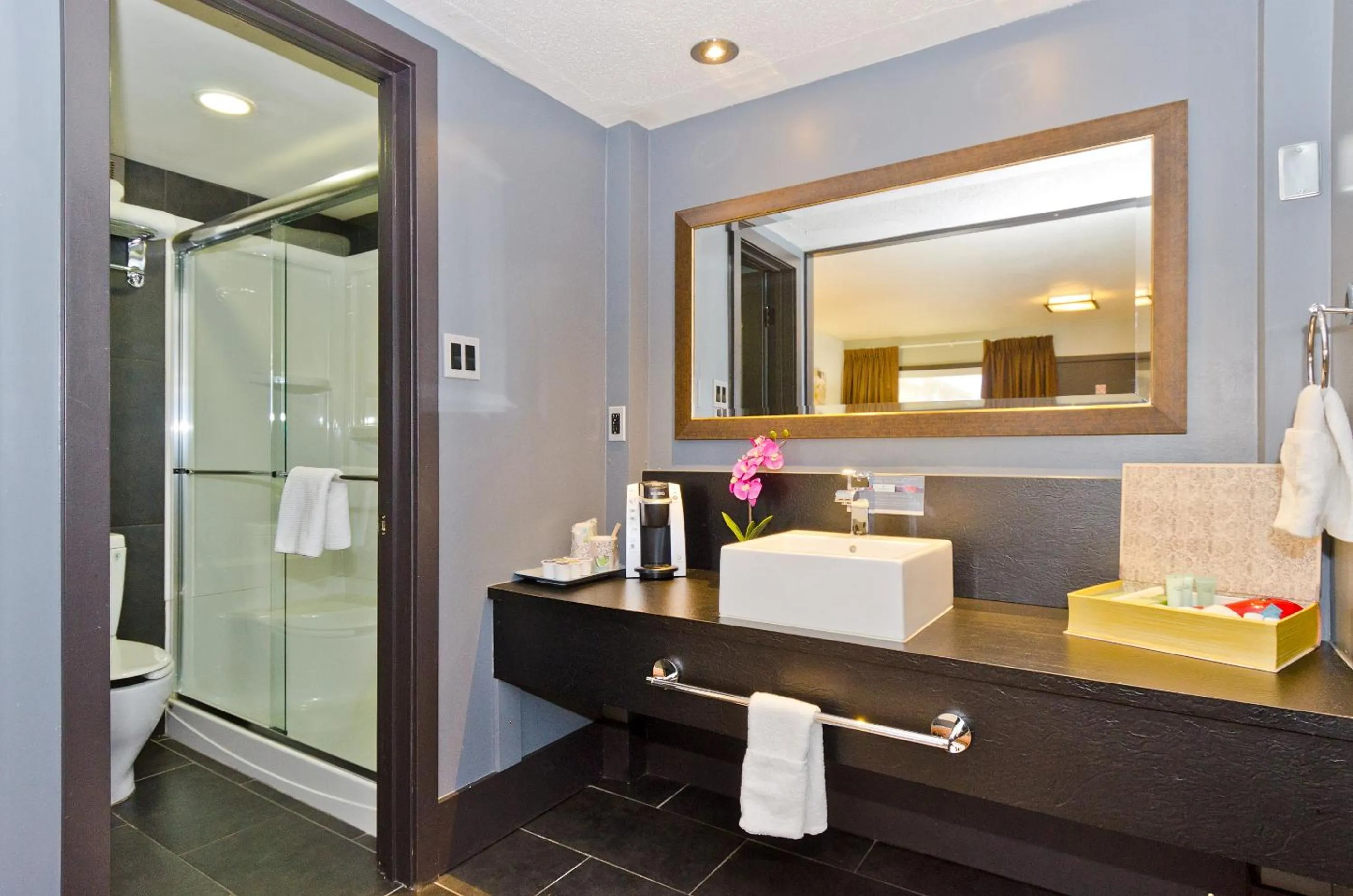 Bathroom in Centro Motel