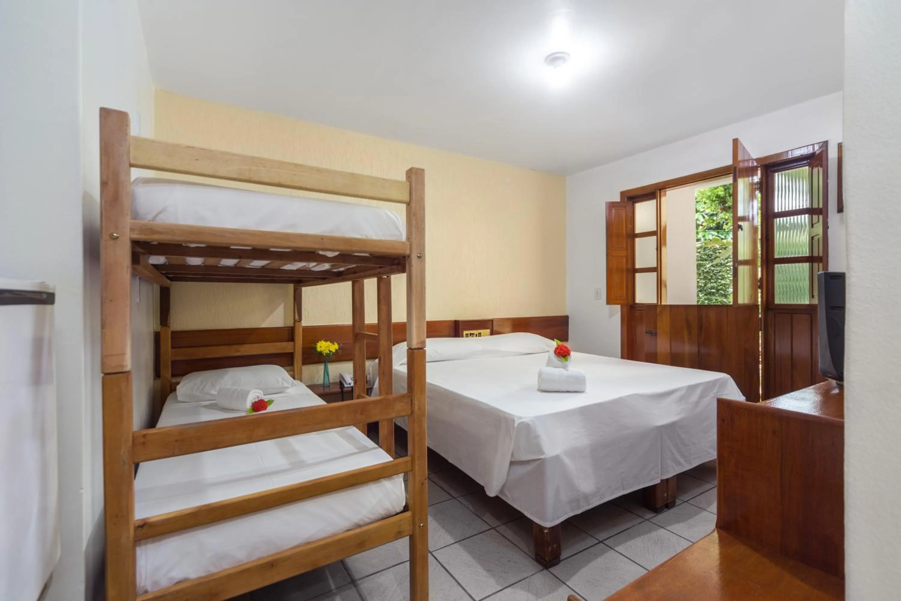 Bed in Chauã Porto Hotel