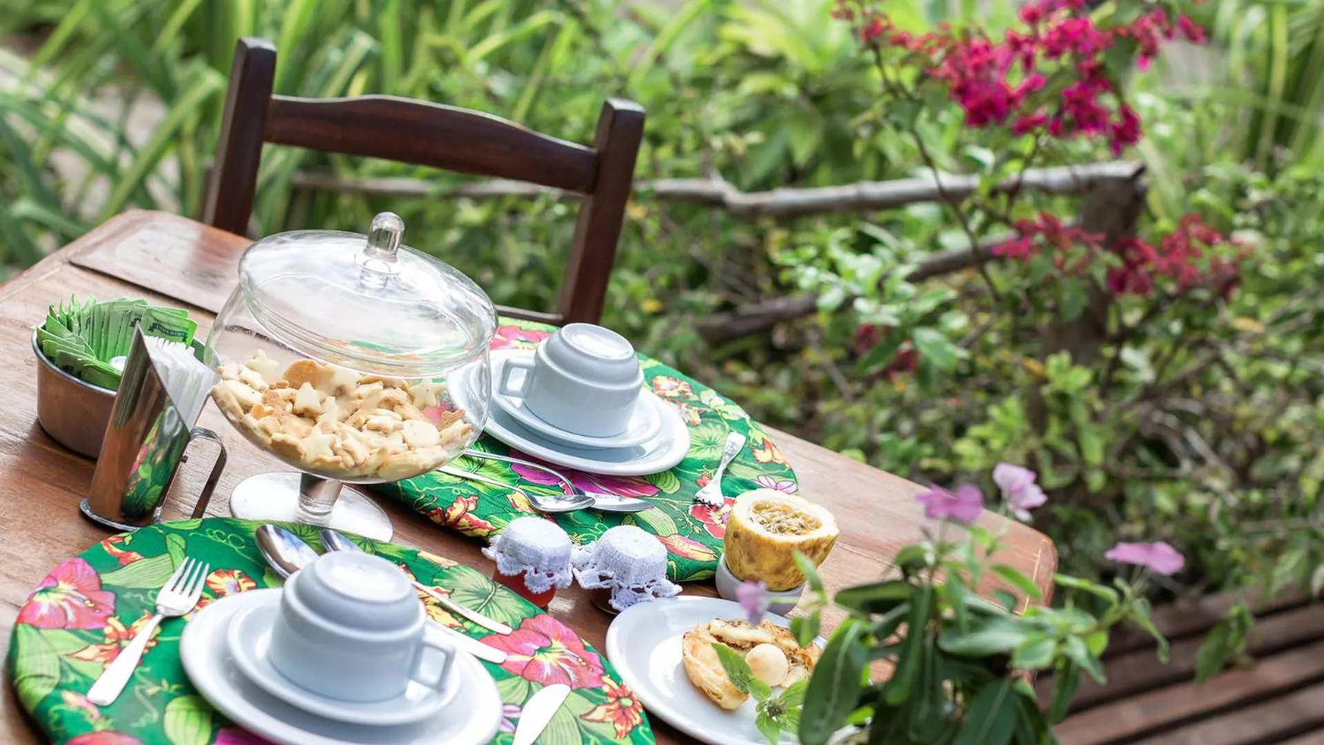 Coffee/tea facilities in Rancho Do Peixe