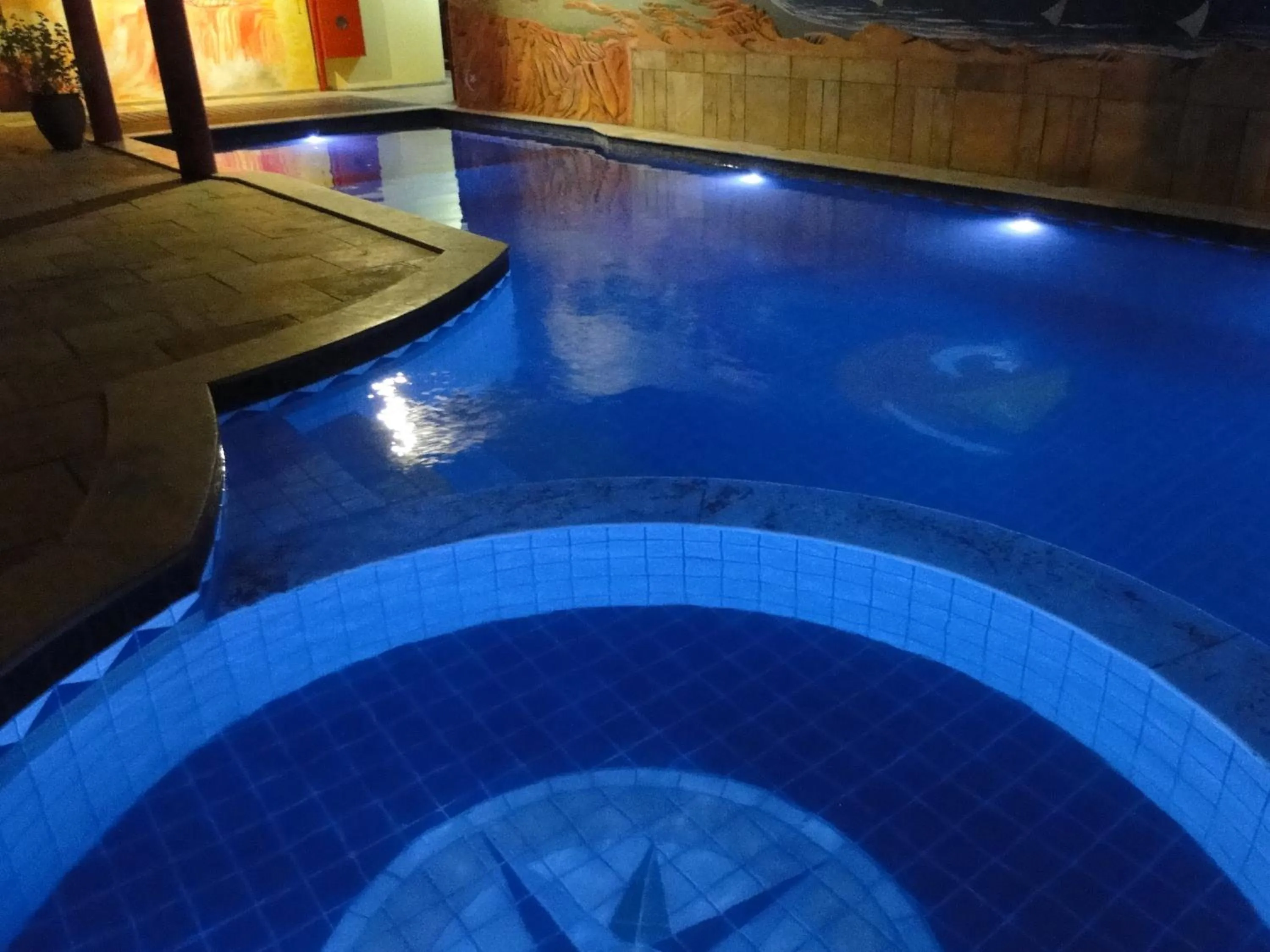 Swimming pool in Hotel Pousada Latitude