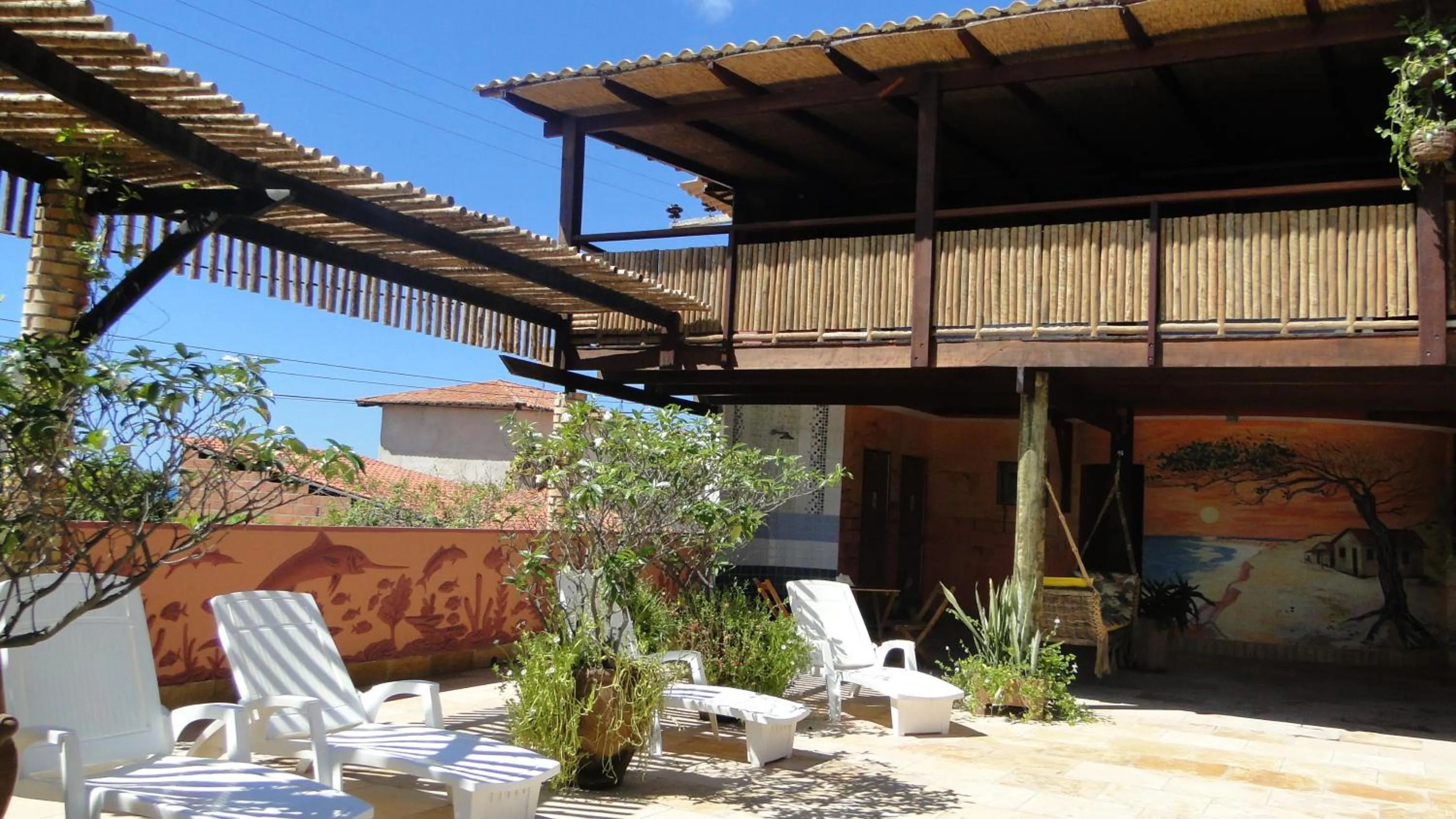 Swimming pool in Hotel Pousada Latitude