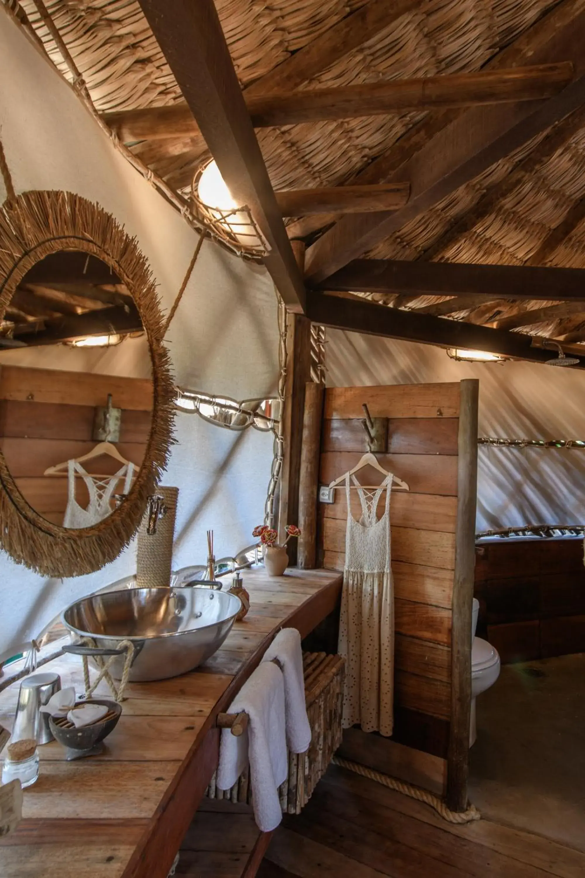 High Stilt House Sea in Vila Kalango High Stilt House Sea in Vila Kalango