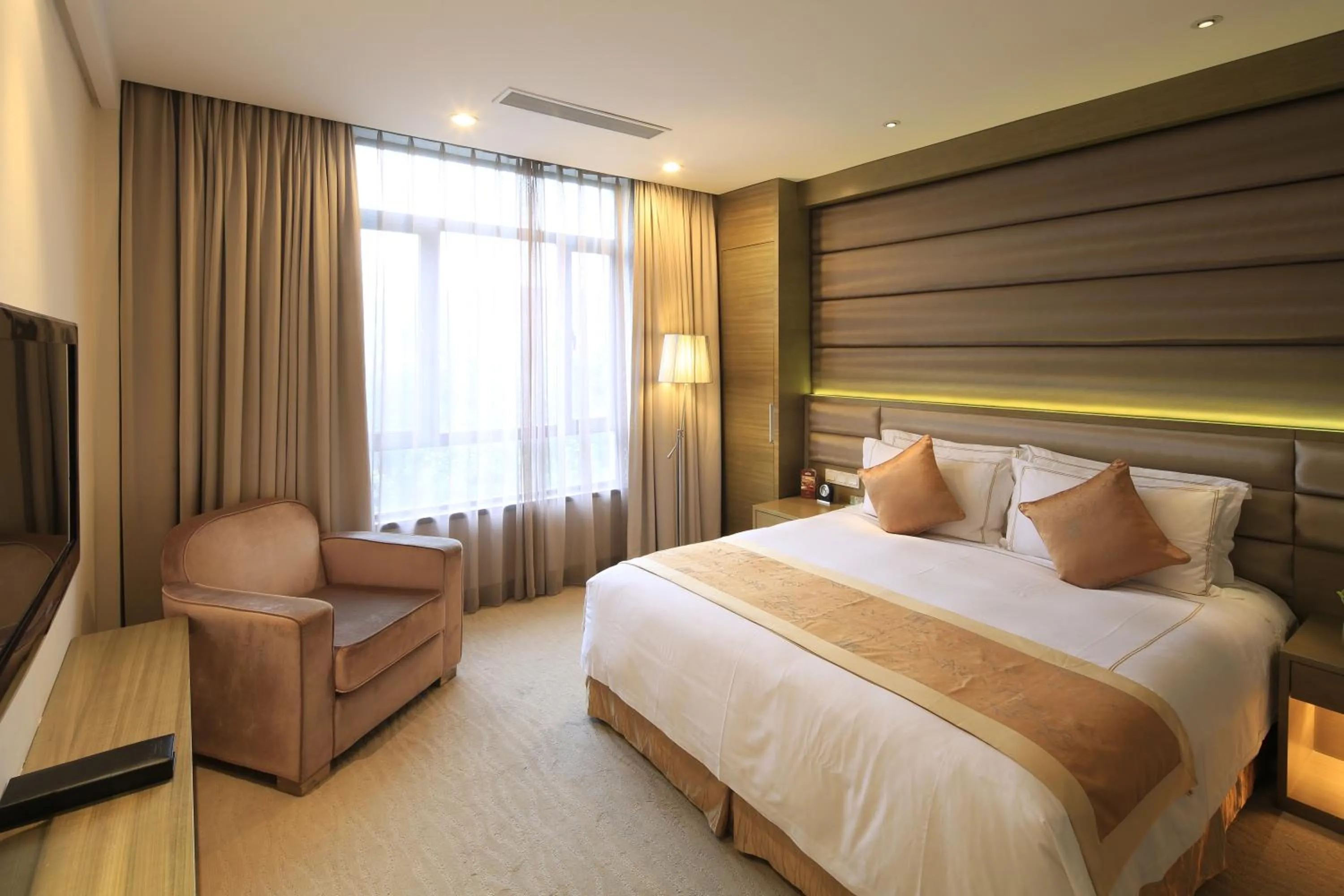 Bedroom, Bed in Hilton Garden Inn Shanghai Caohejing Hi-Tech Park