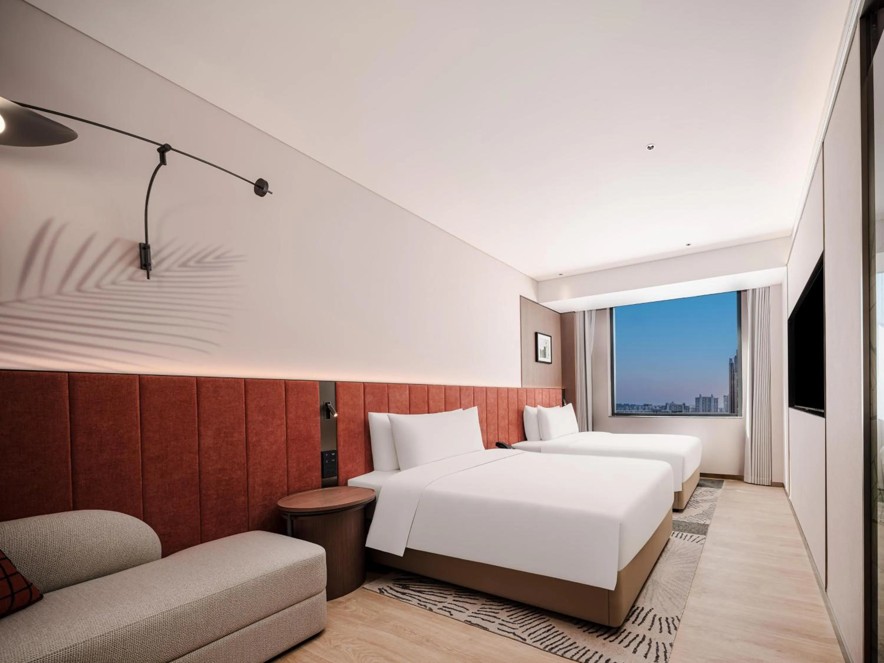 Bed in Hilton Garden Inn Shanghai Caohejing Hi-Tech Park