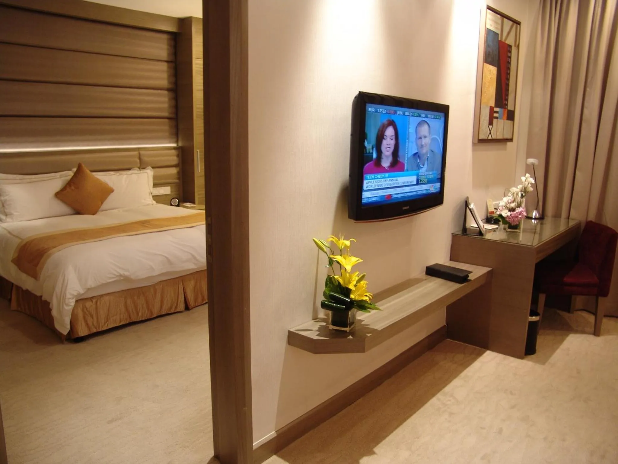 Bed in Hilton Garden Inn Shanghai Caohejing Hi-Tech Park