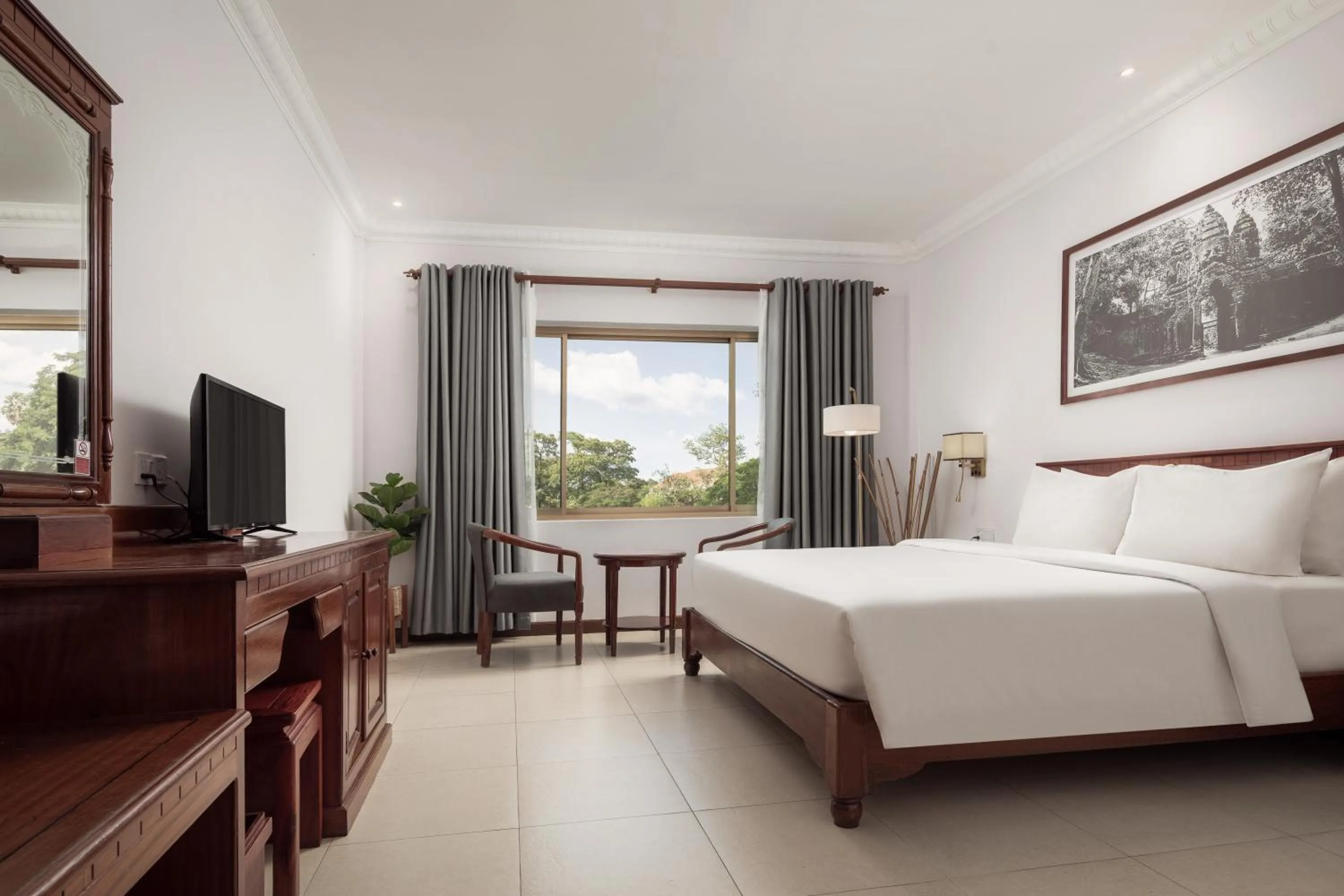 Bedroom, Bed in Angkor Holiday Hotel