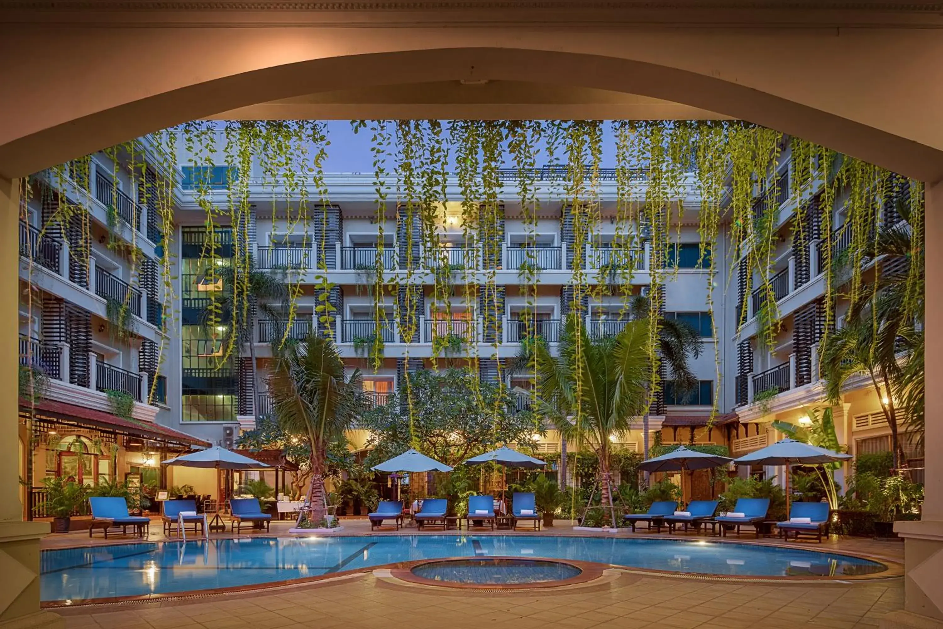 Swimming pool in Angkor Holiday Hotel Swimming pool in Angkor Holiday Hotel