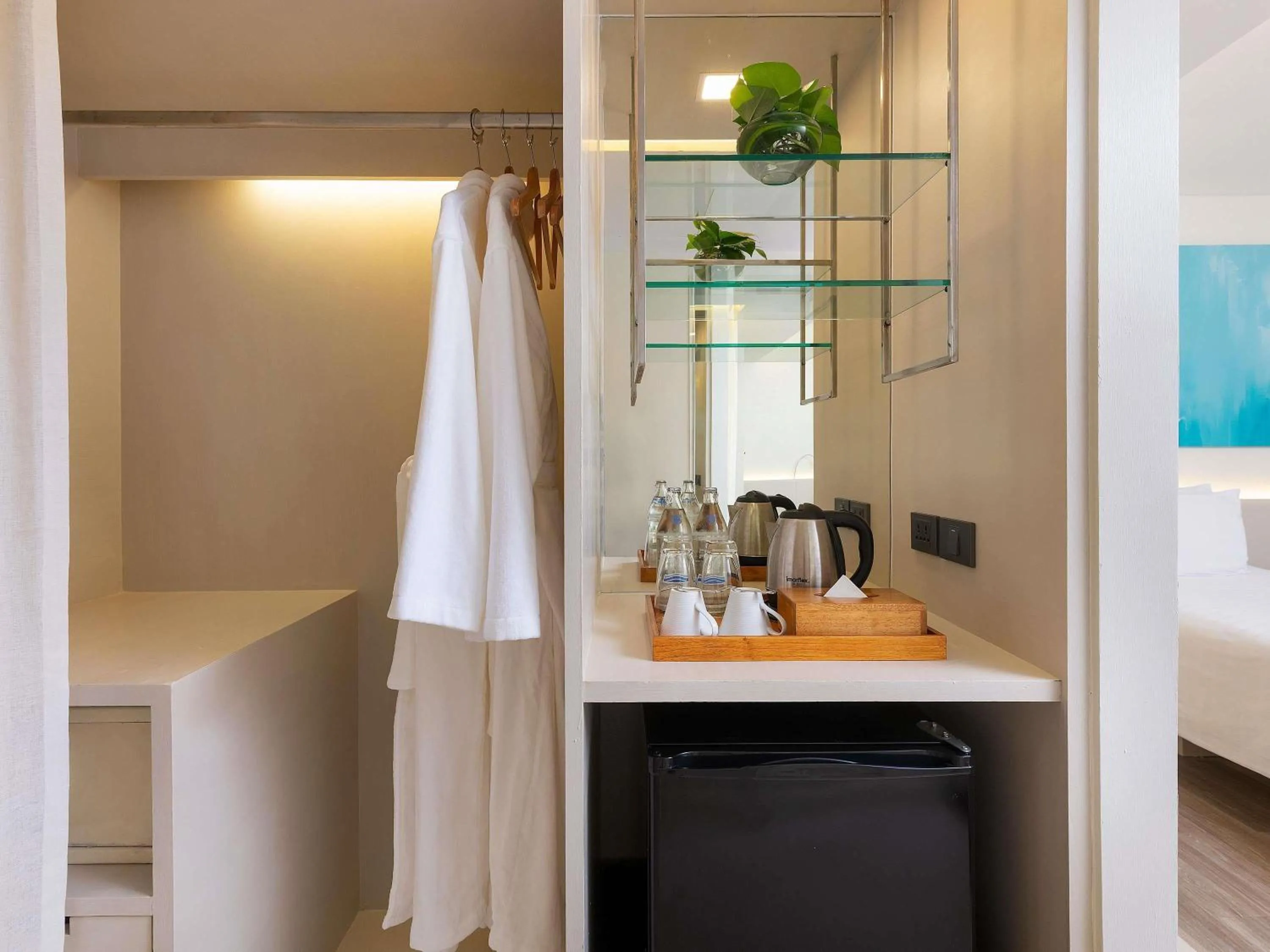 Bedroom in Pullman Pattaya Hotel G