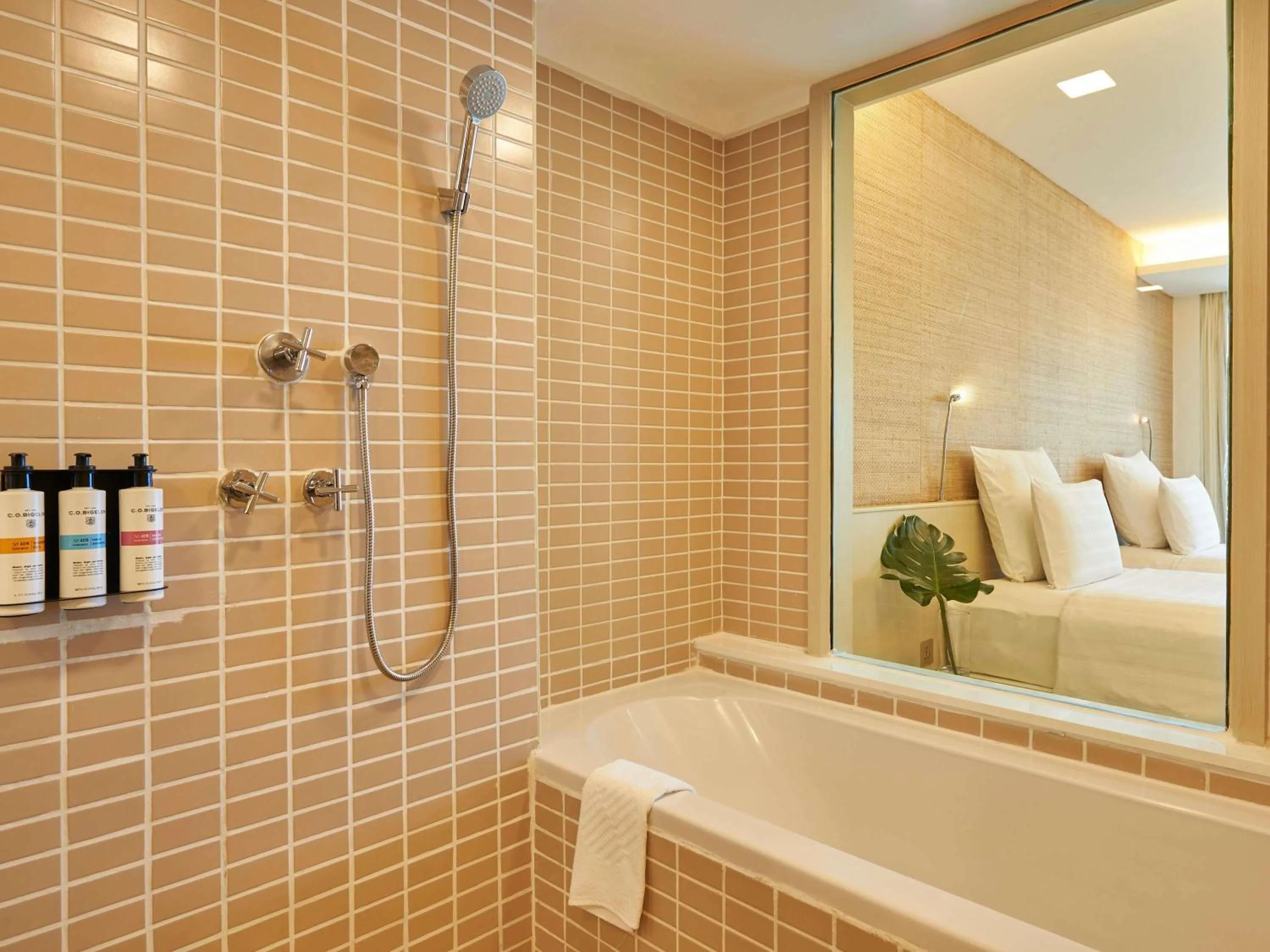 Bedroom in Pullman Pattaya Hotel G