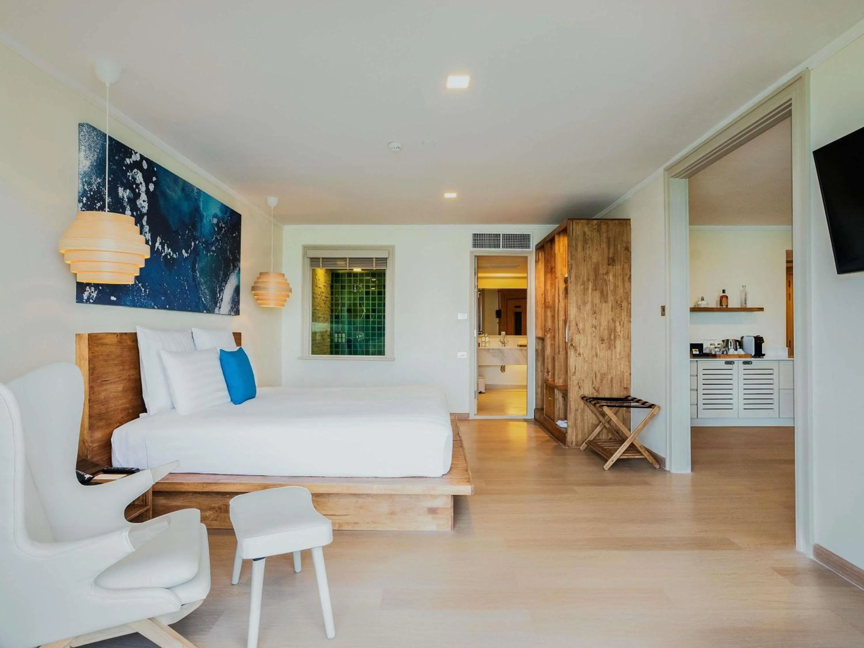 Bedroom in Pullman Pattaya Hotel G