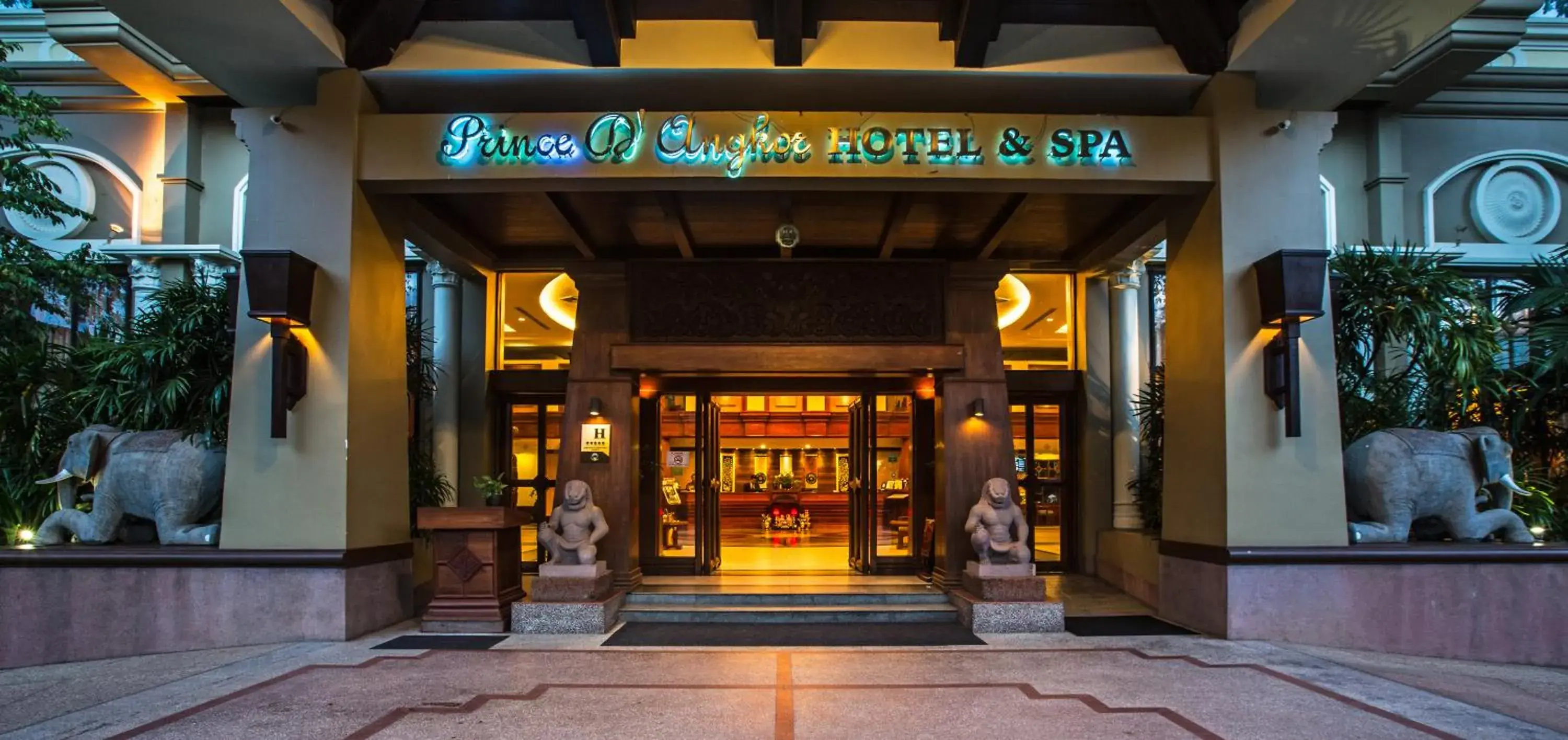 Facade/entrance in Prince Angkor Hotel & Spa Facade/entrance in Prince Angkor Hotel & Spa