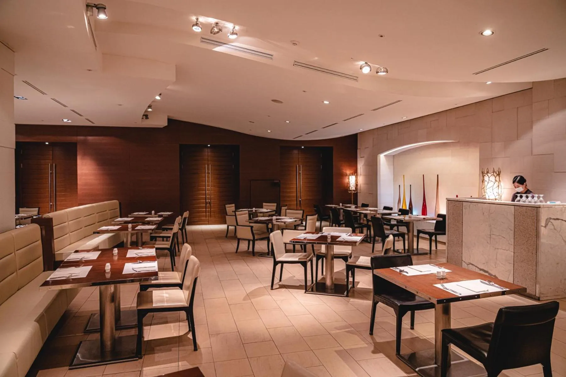 Restaurant/places to eat in Lotte Hotel Ulsan