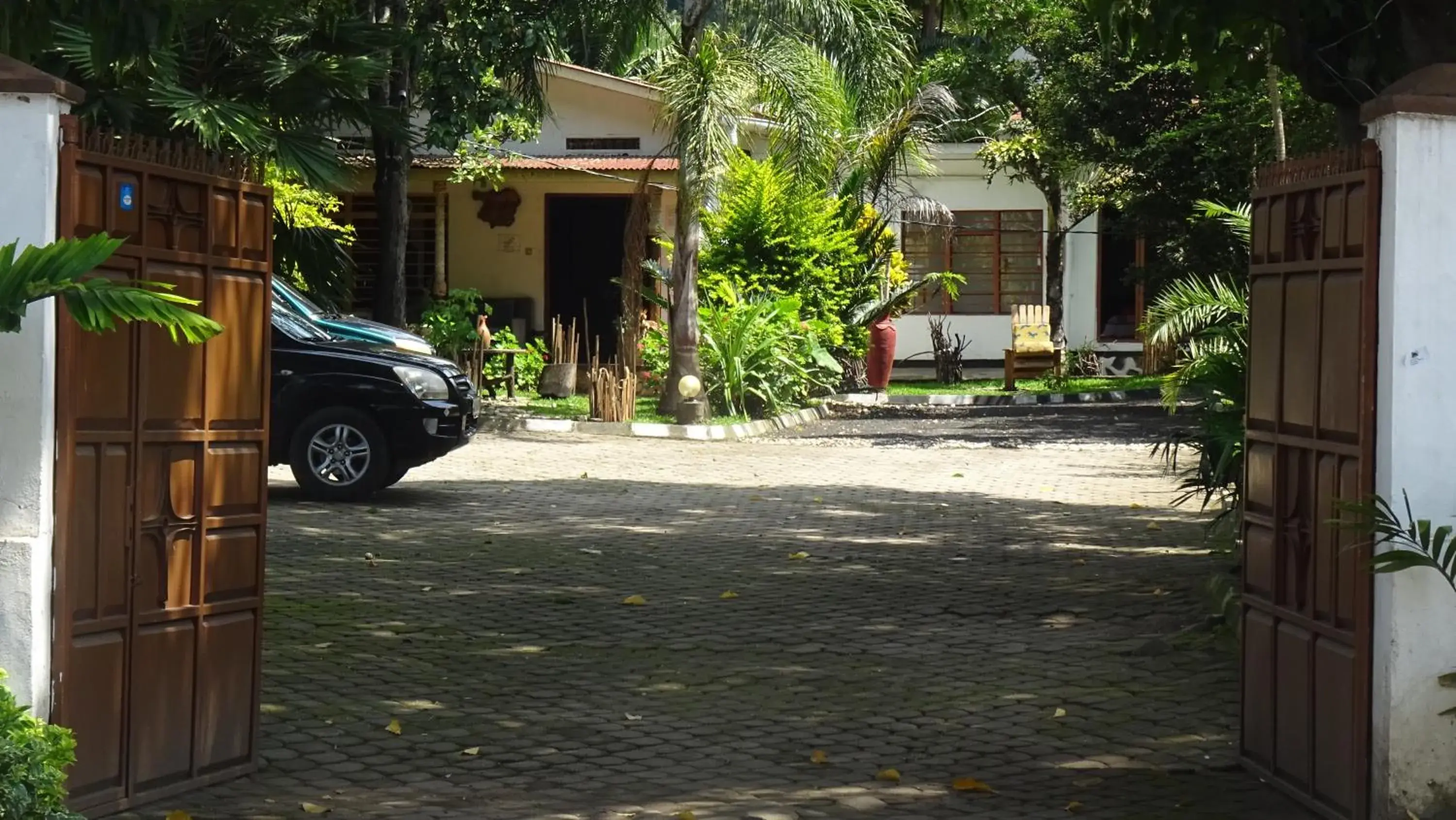 Property building in Kivu Beach Garden Property building in Kivu Beach Garden