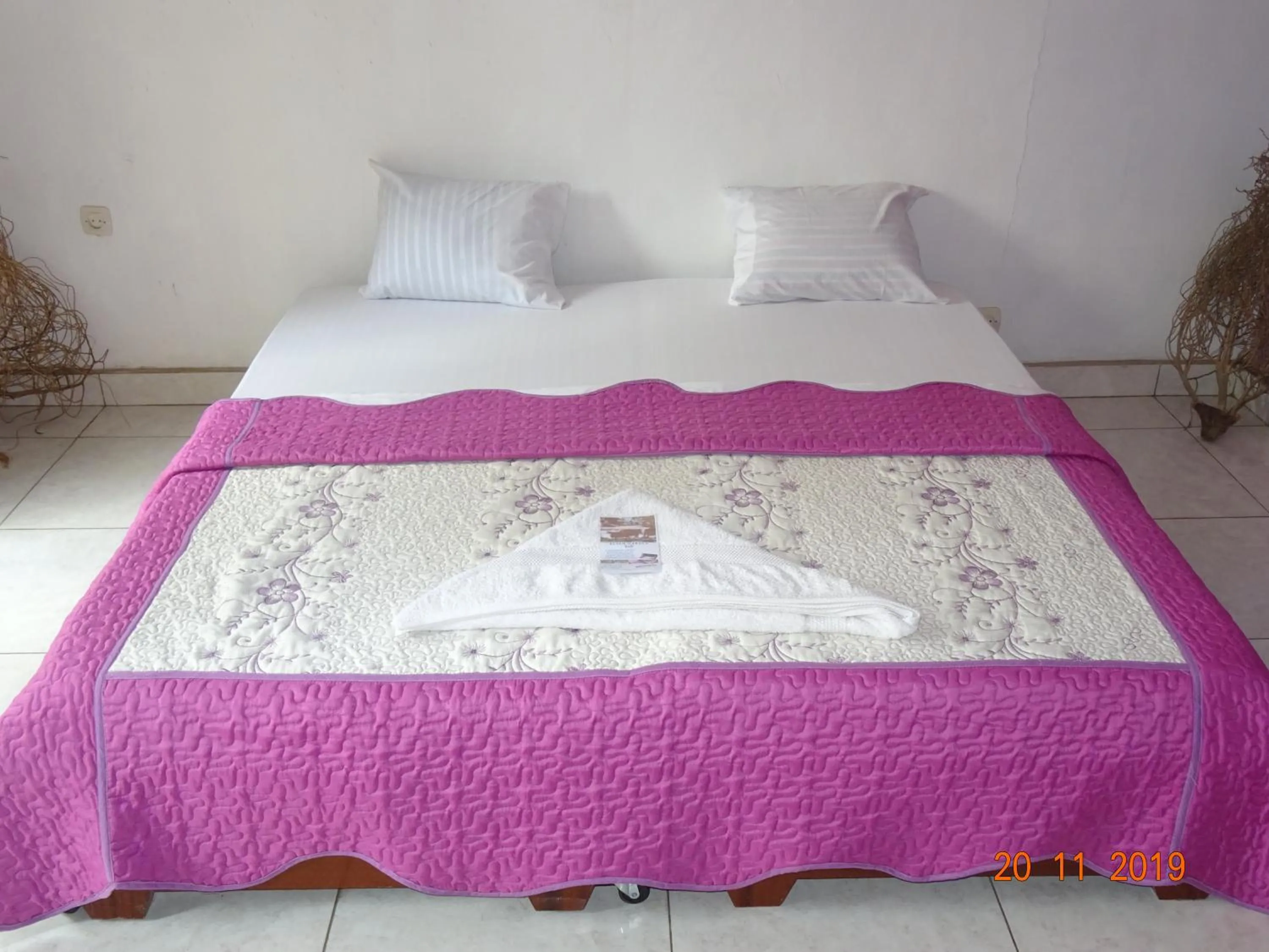 Bed in Kivu Beach Garden