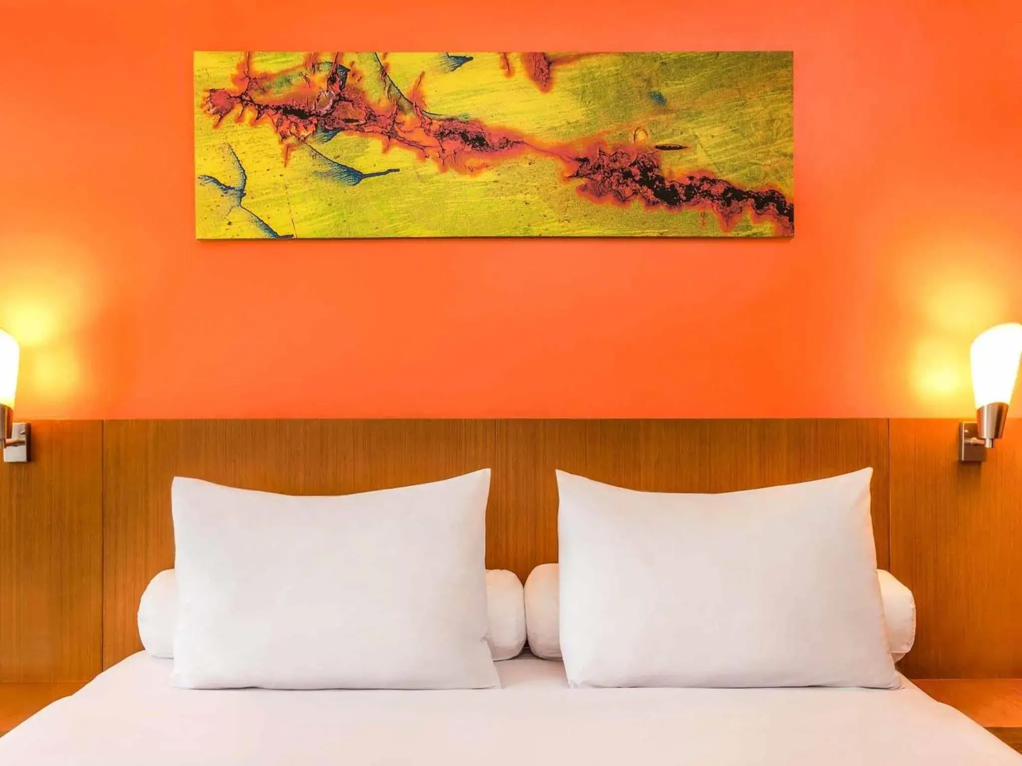 Bedroom, Bed in Hotel Ibis Semarang Simpang Lima Bedroom, Bed in Hotel Ibis Semarang Simpang Lima