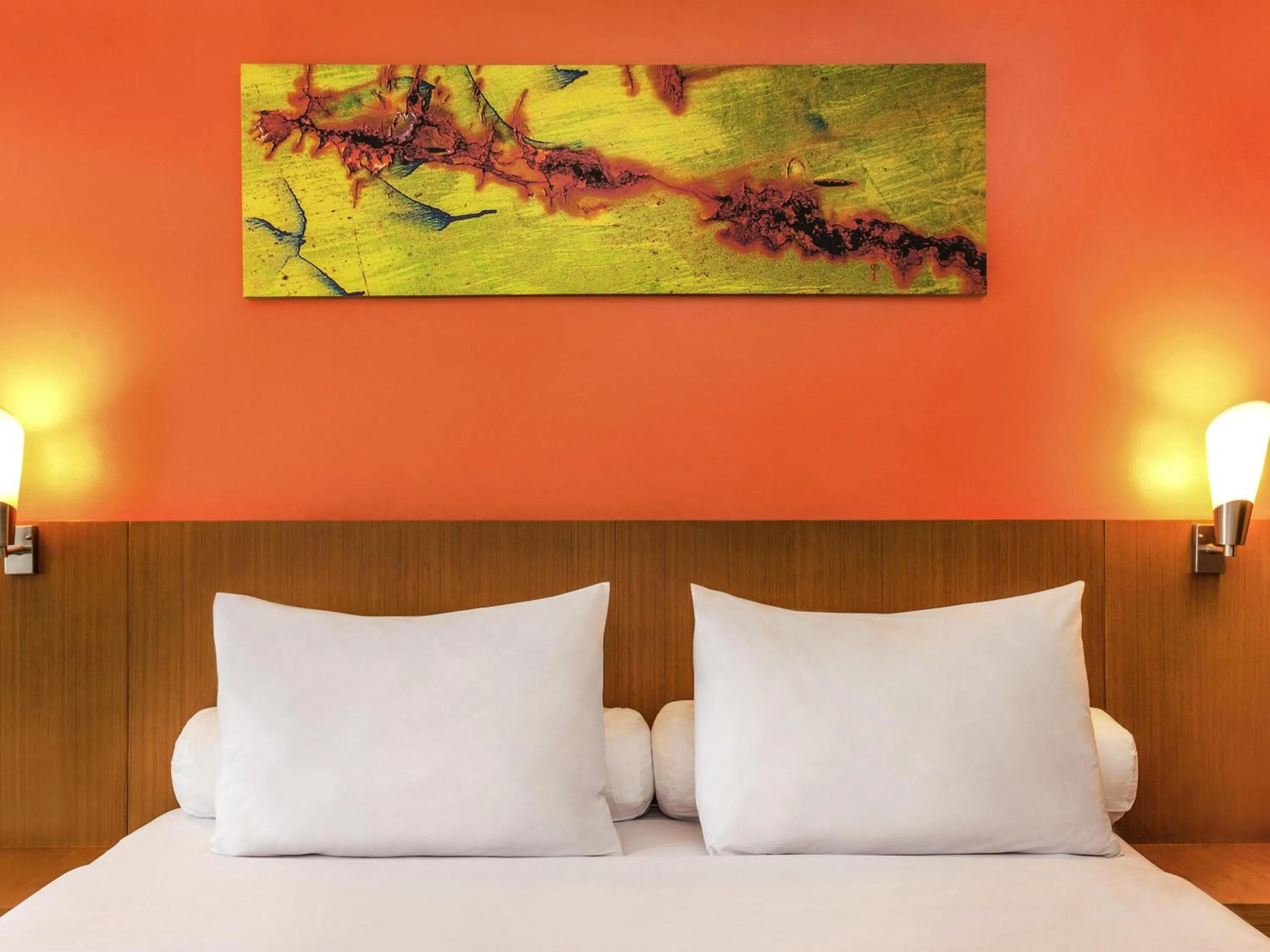 Bedroom, Bed in Hotel Ibis Semarang Simpang Lima