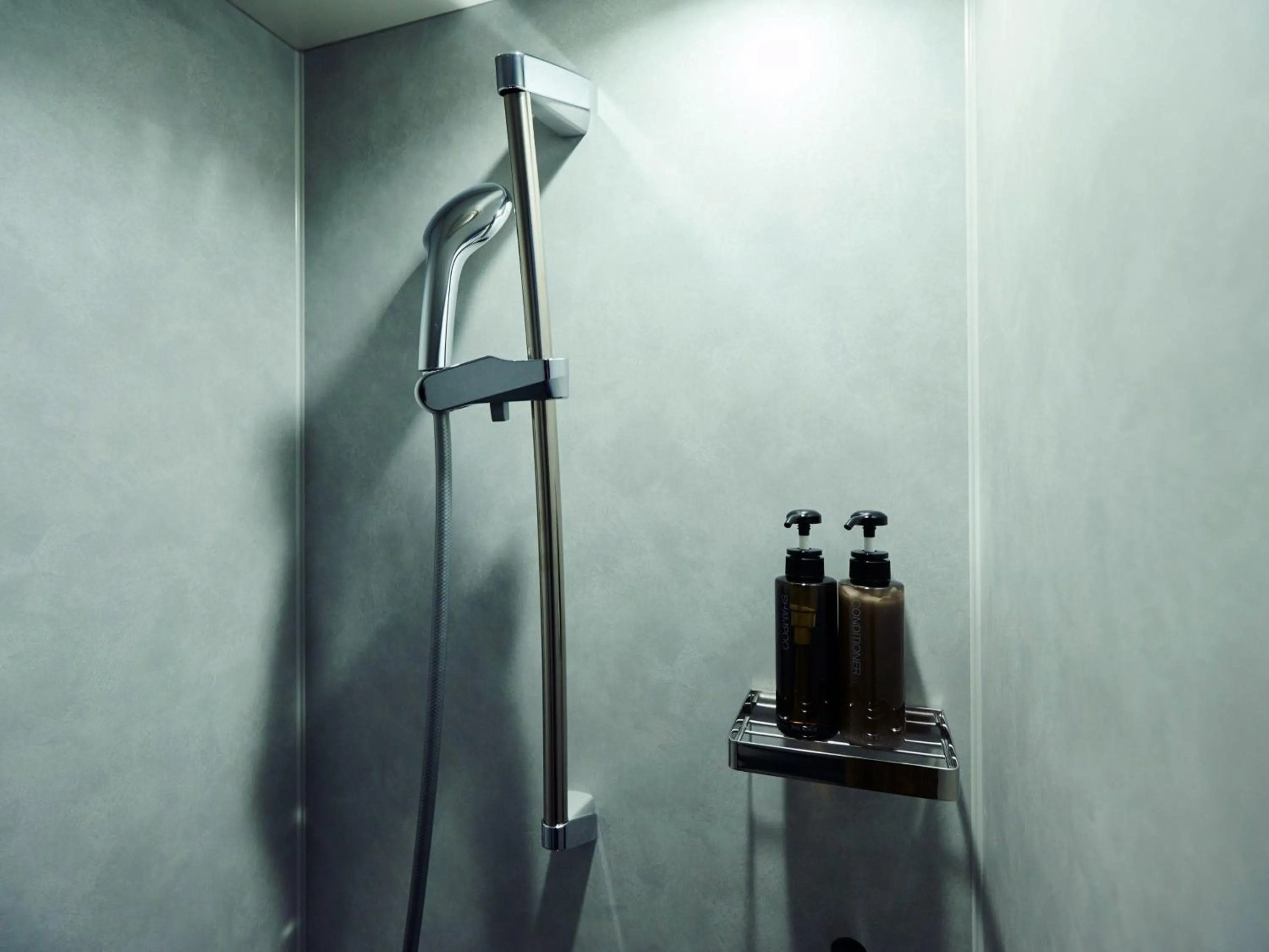 THE KNOT FUKUOKA Tenjin