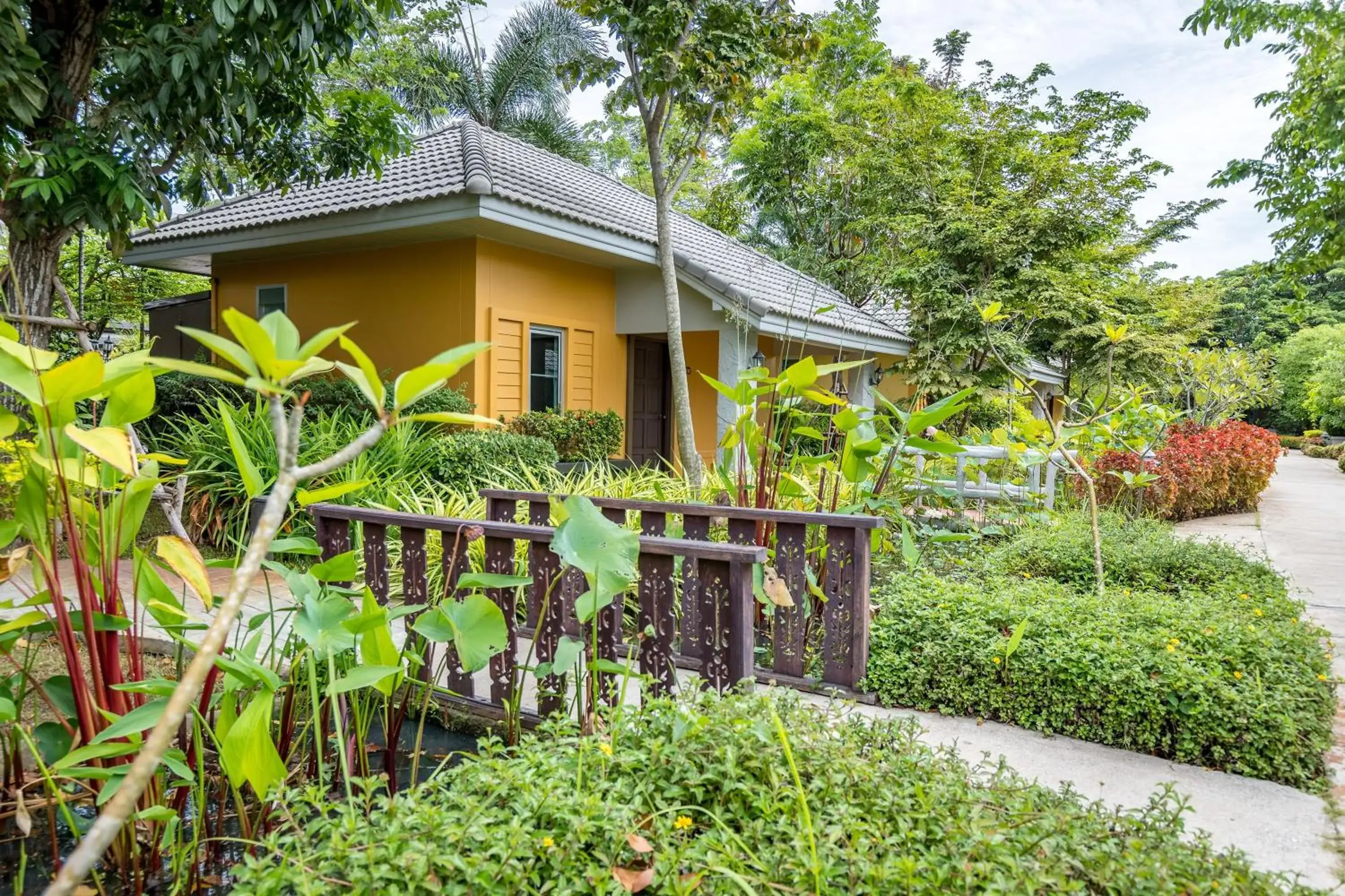 Garden view, Property Building in Eastiny Resort & Spa