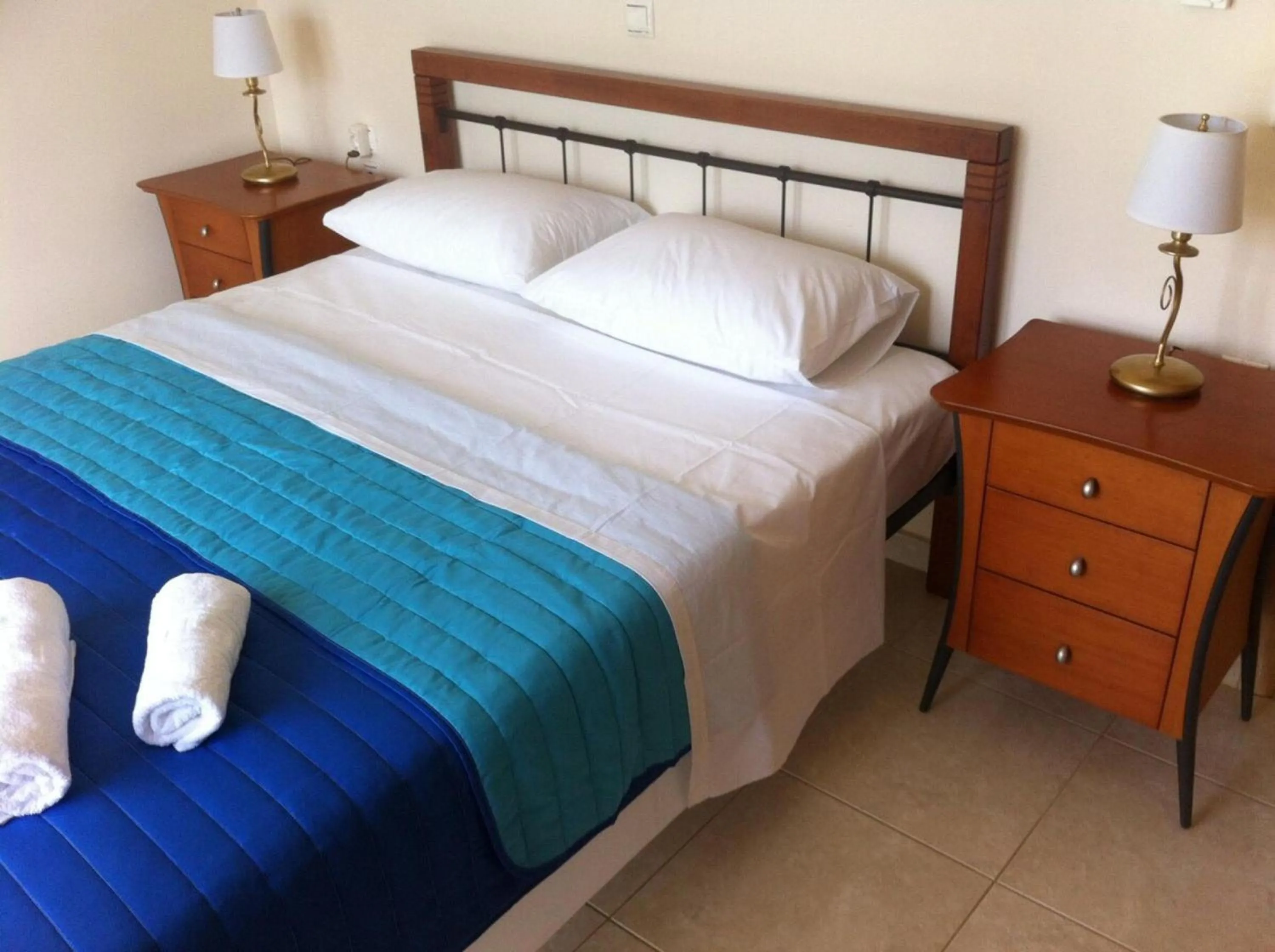 Bed in ILIAS VILLA IN CHANIA