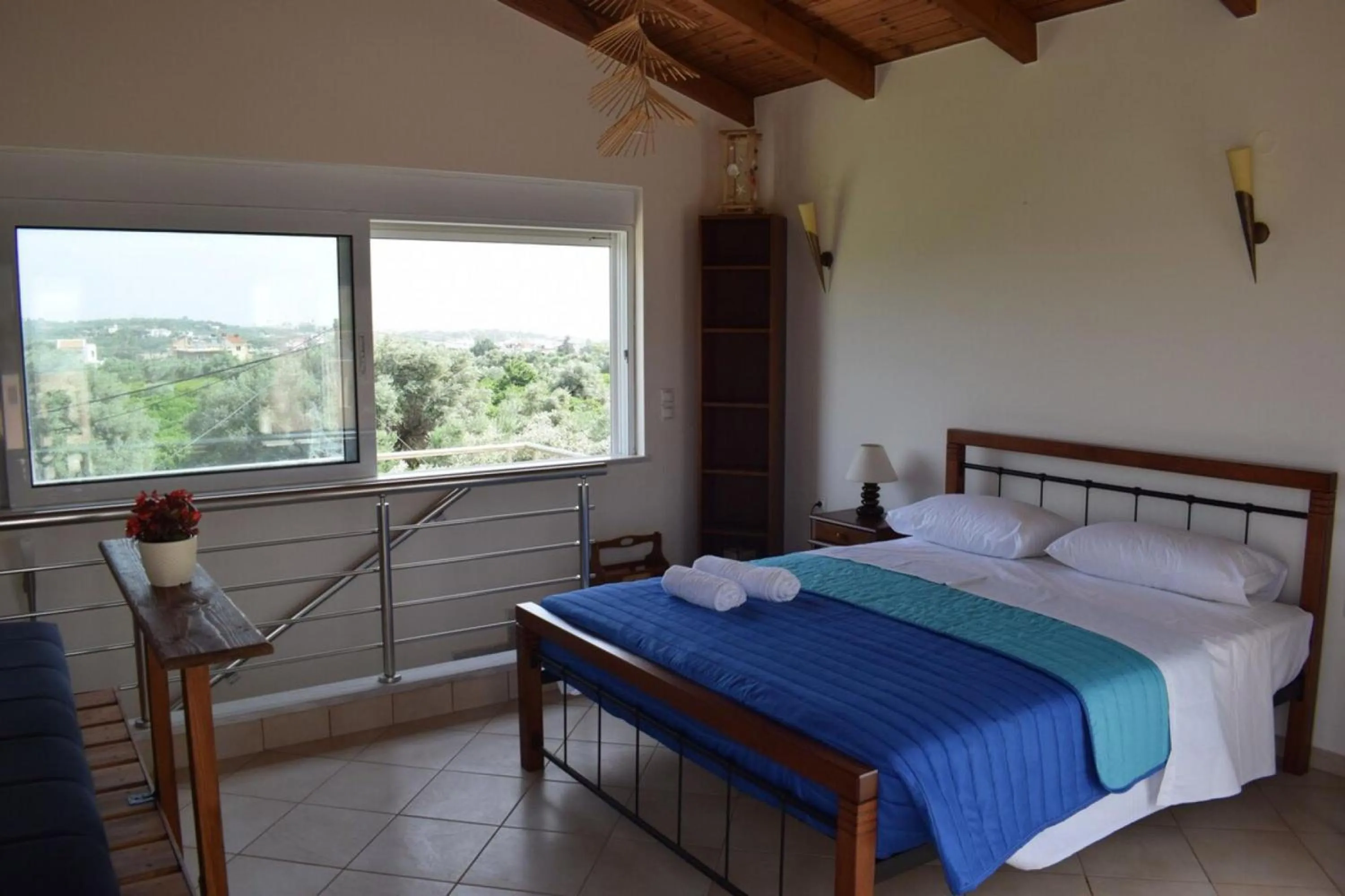 Bed in ILIAS VILLA IN CHANIA