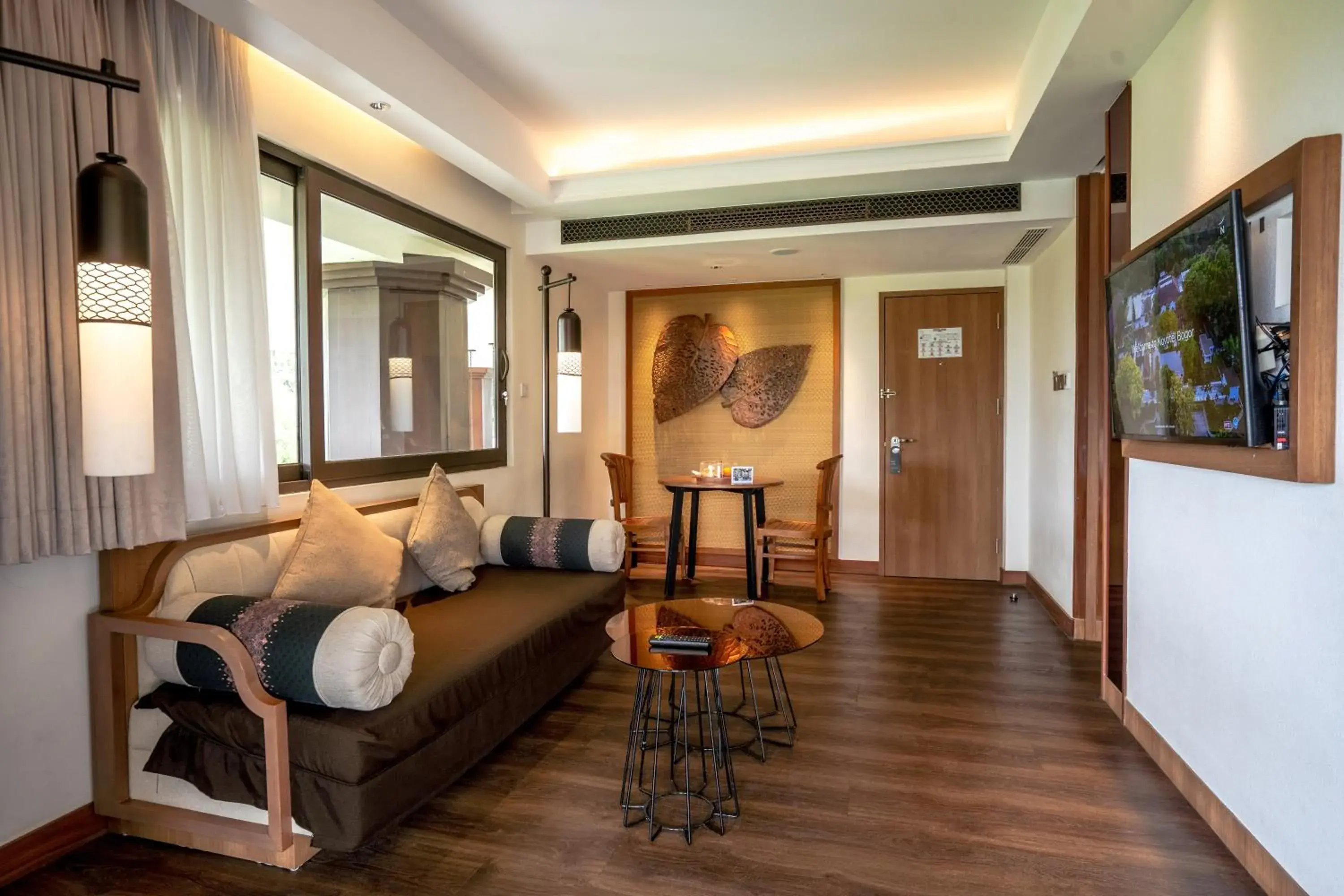 Executive King Suite in Novotel Bogor Golf Resort Executive King Suite in Novotel Bogor Golf Resort