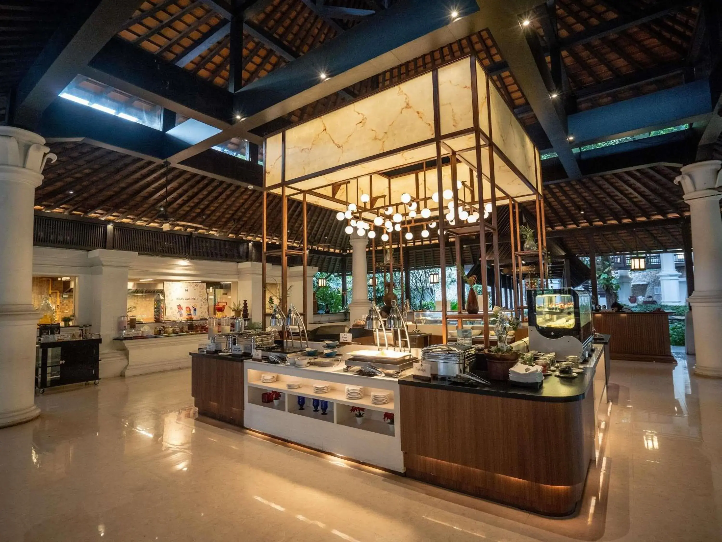 Restaurant/places to eat in Novotel Bogor Golf Resort Restaurant/places to eat in Novotel Bogor Golf Resort