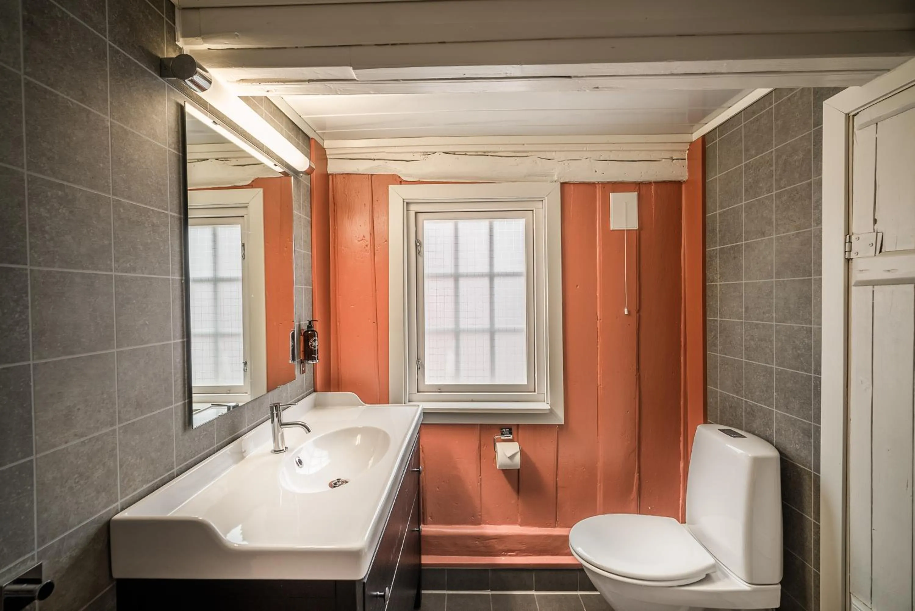 Bathroom in Håholmen - by Classic Norway Hotels