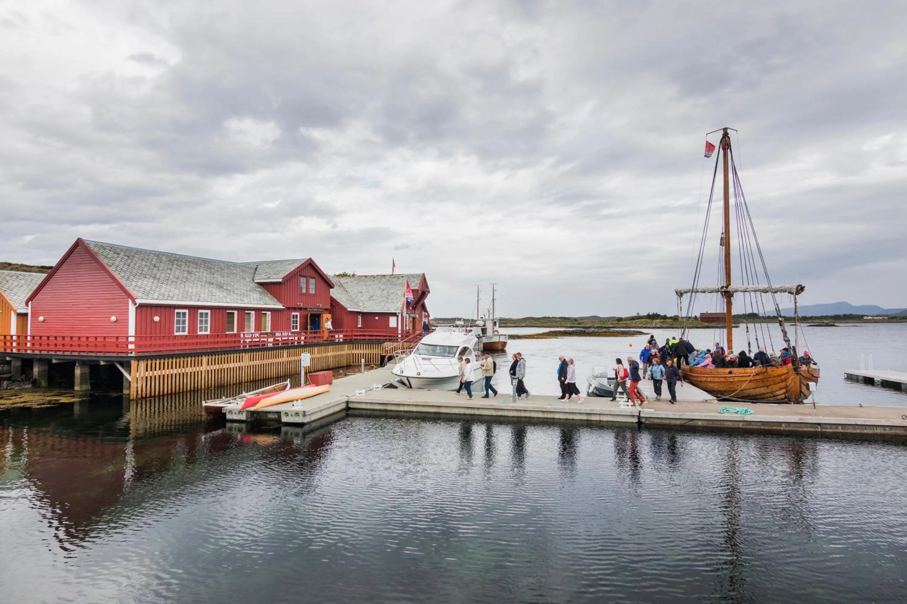 Fishing in Håholmen - by Classic Norway Hotels