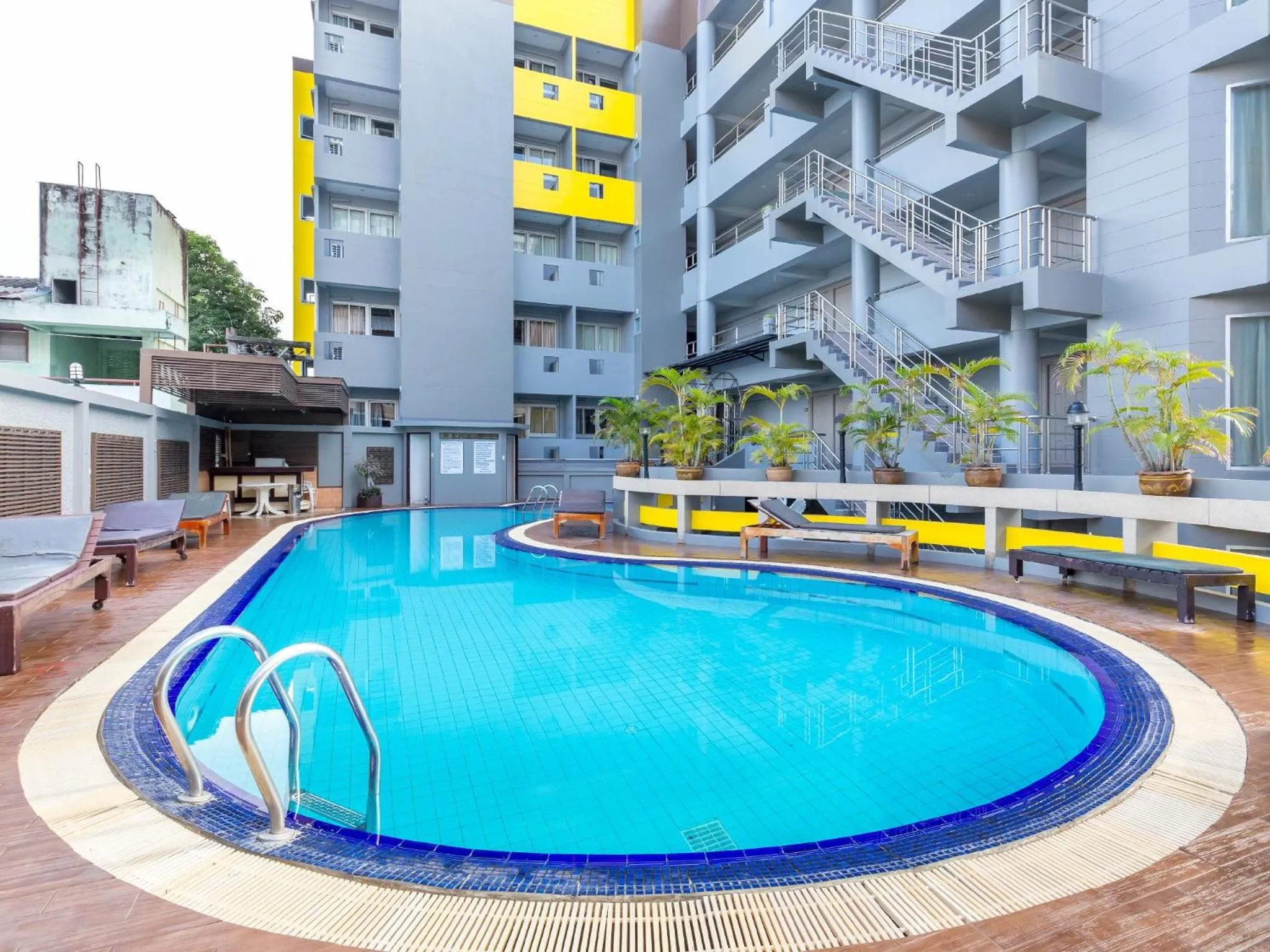 Property building in Eastiny Inn Hotel