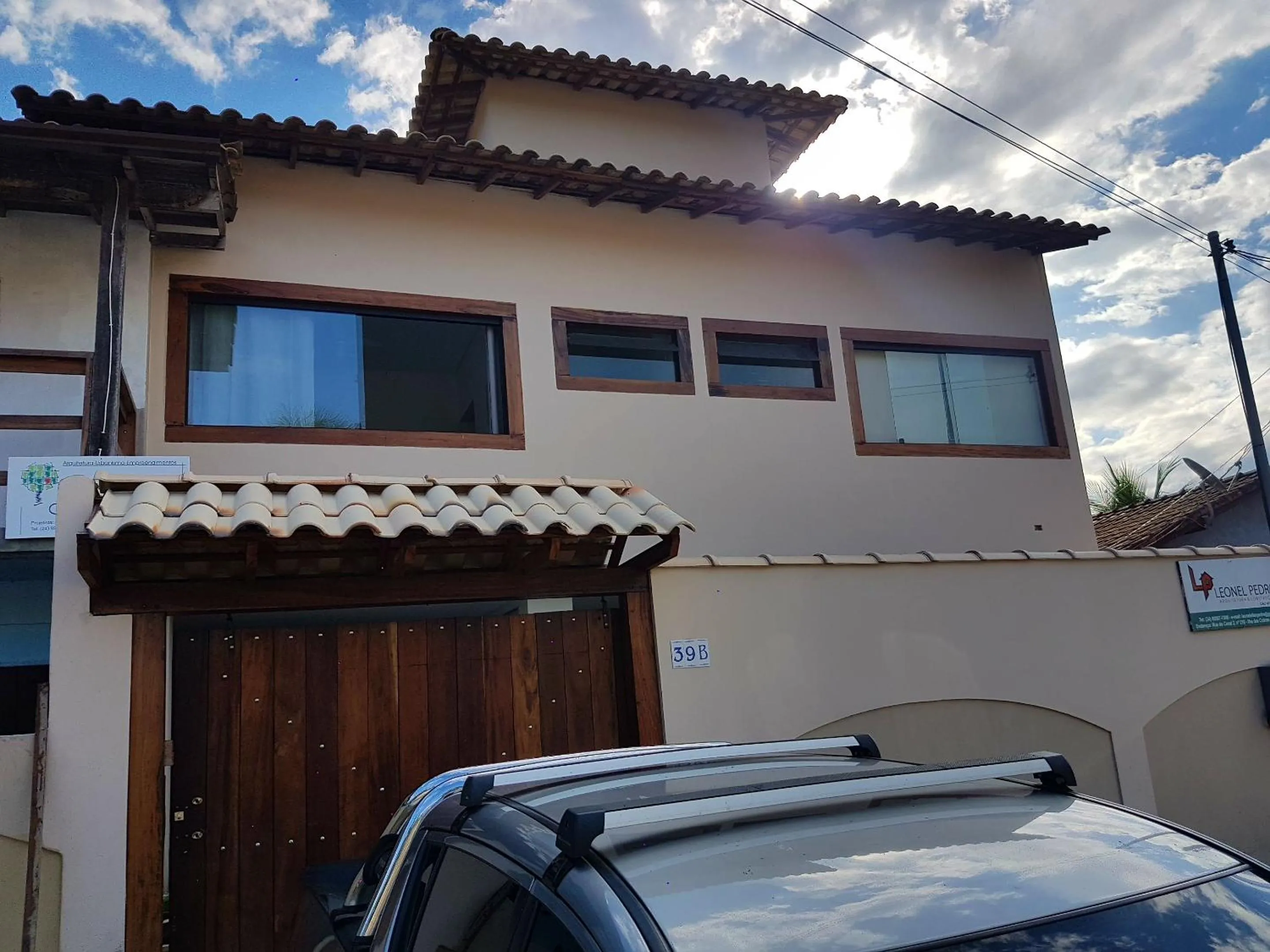 Facade/entrance in Casa 3 suítes Paraty