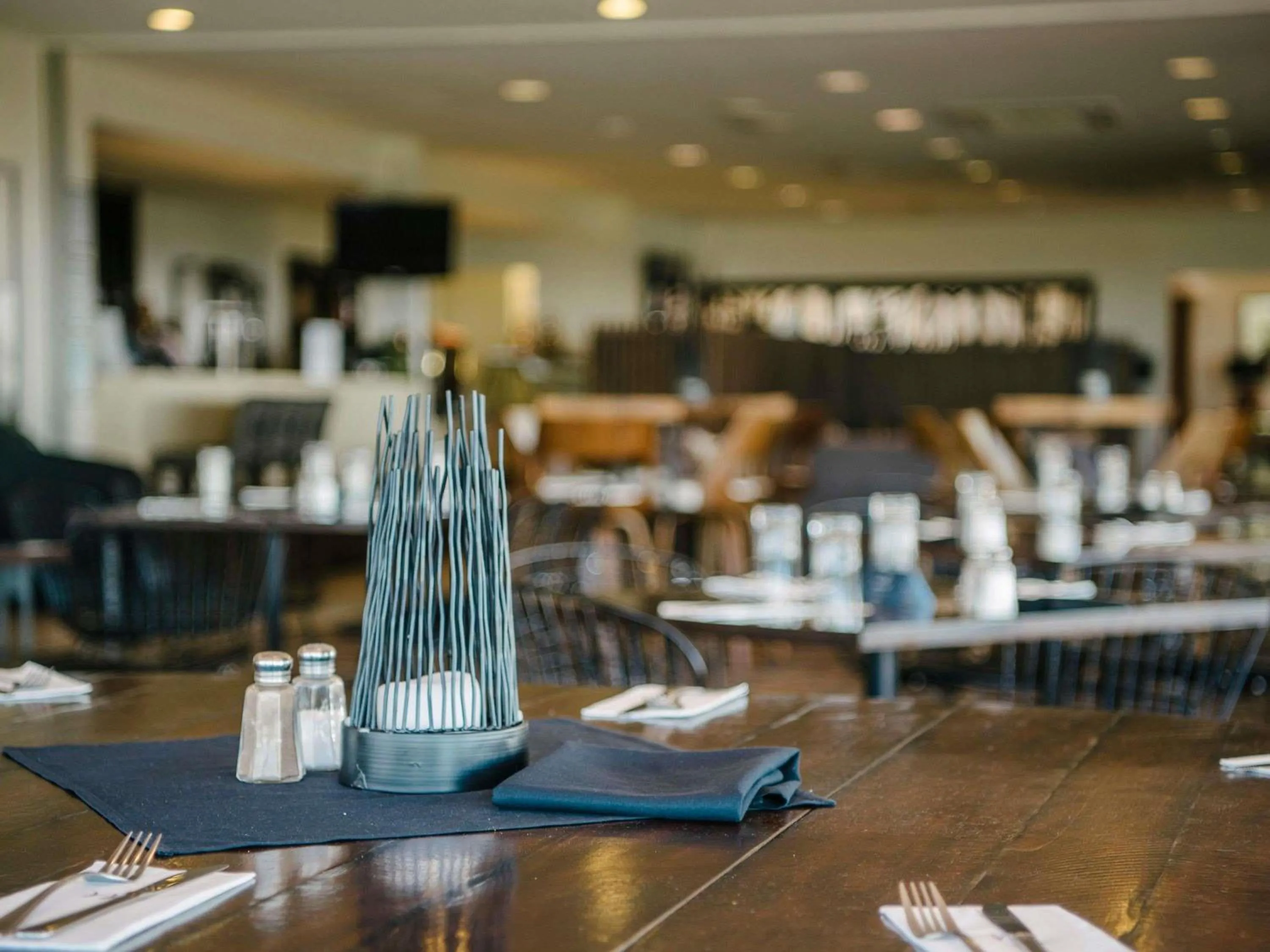 Restaurant/places to eat in Mercure Clear Mountain Lodge